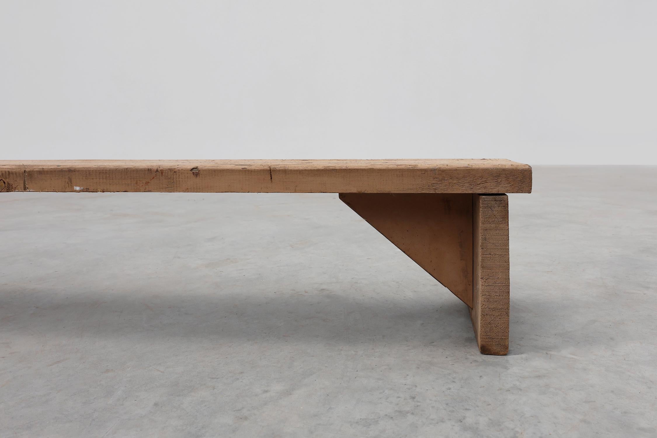 Banc bas rustique en bois massif français de style wabi wabi, vers 1880 en vente 2