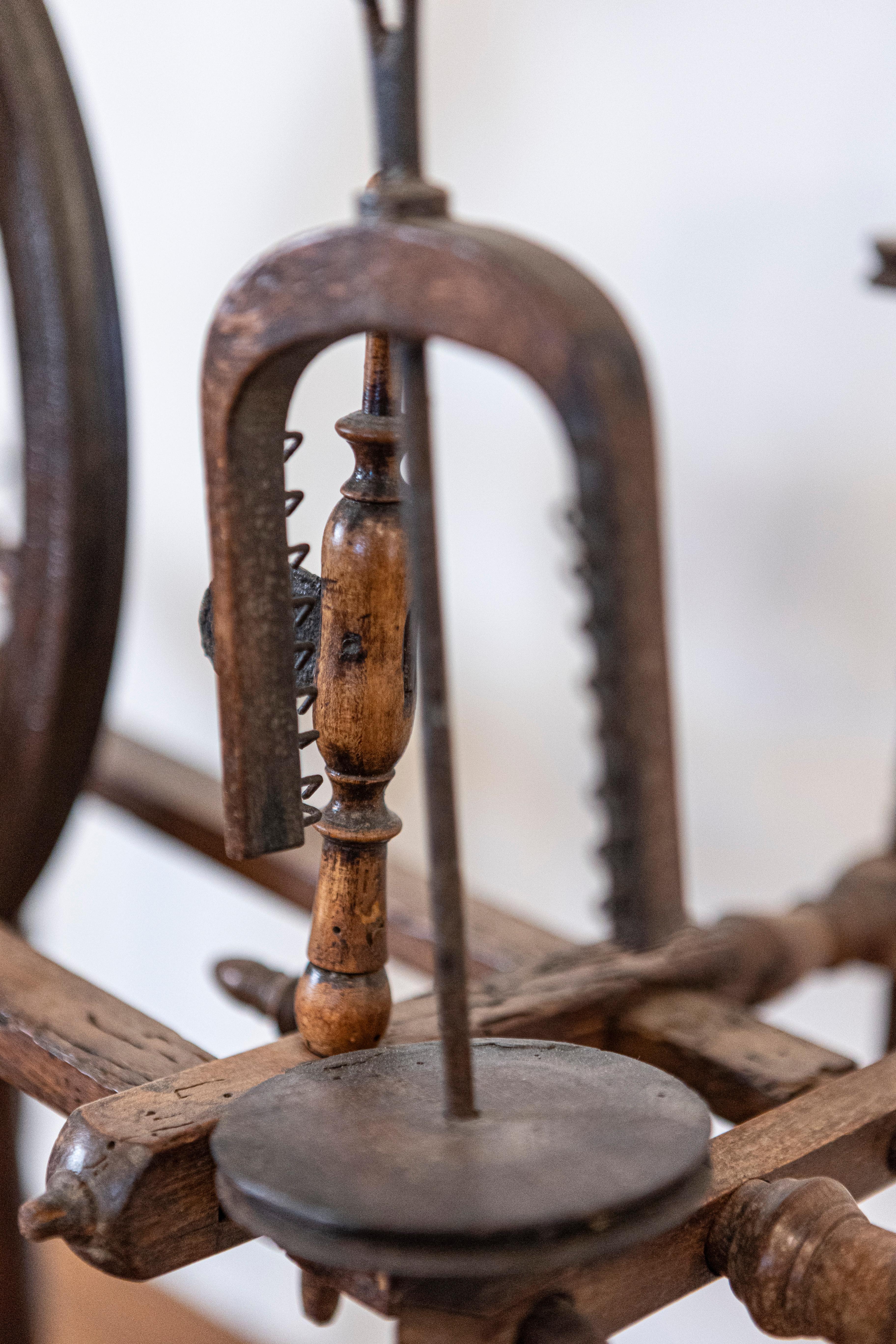 Turned Rustic French Spinning Wheel with Original Parts from the 18th Century For Sale
