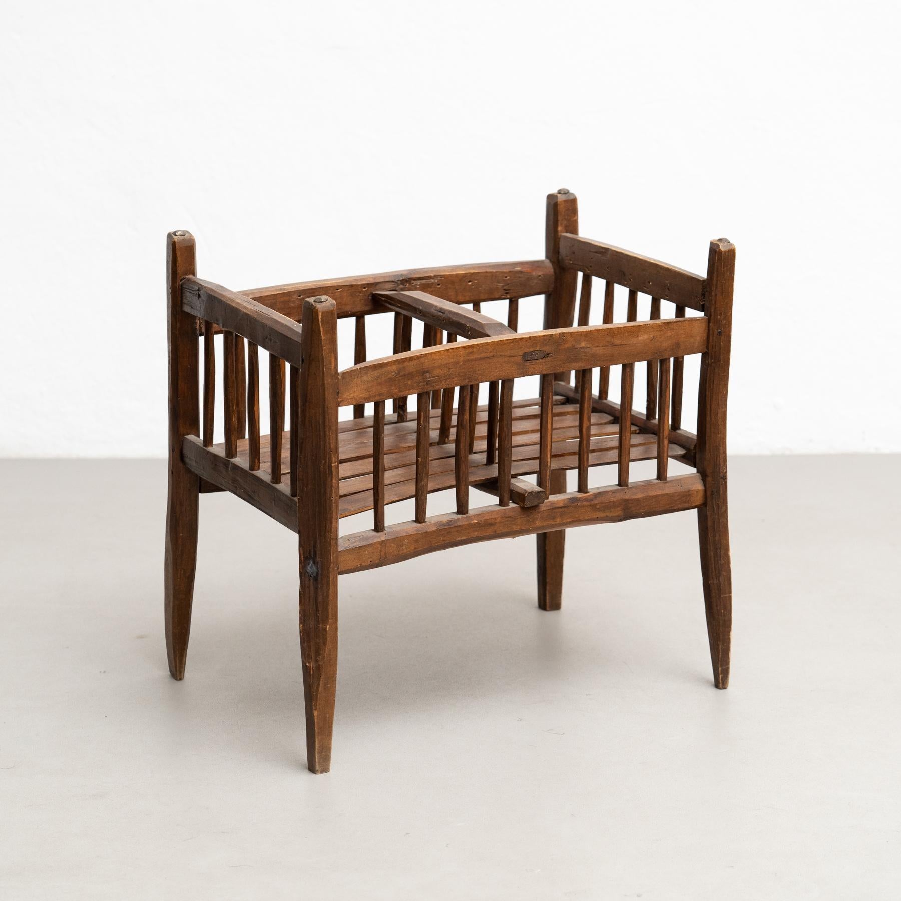 Legno Sgabello rustico francese, circa 1940 - Autentico con bella patina e carattere in vendita