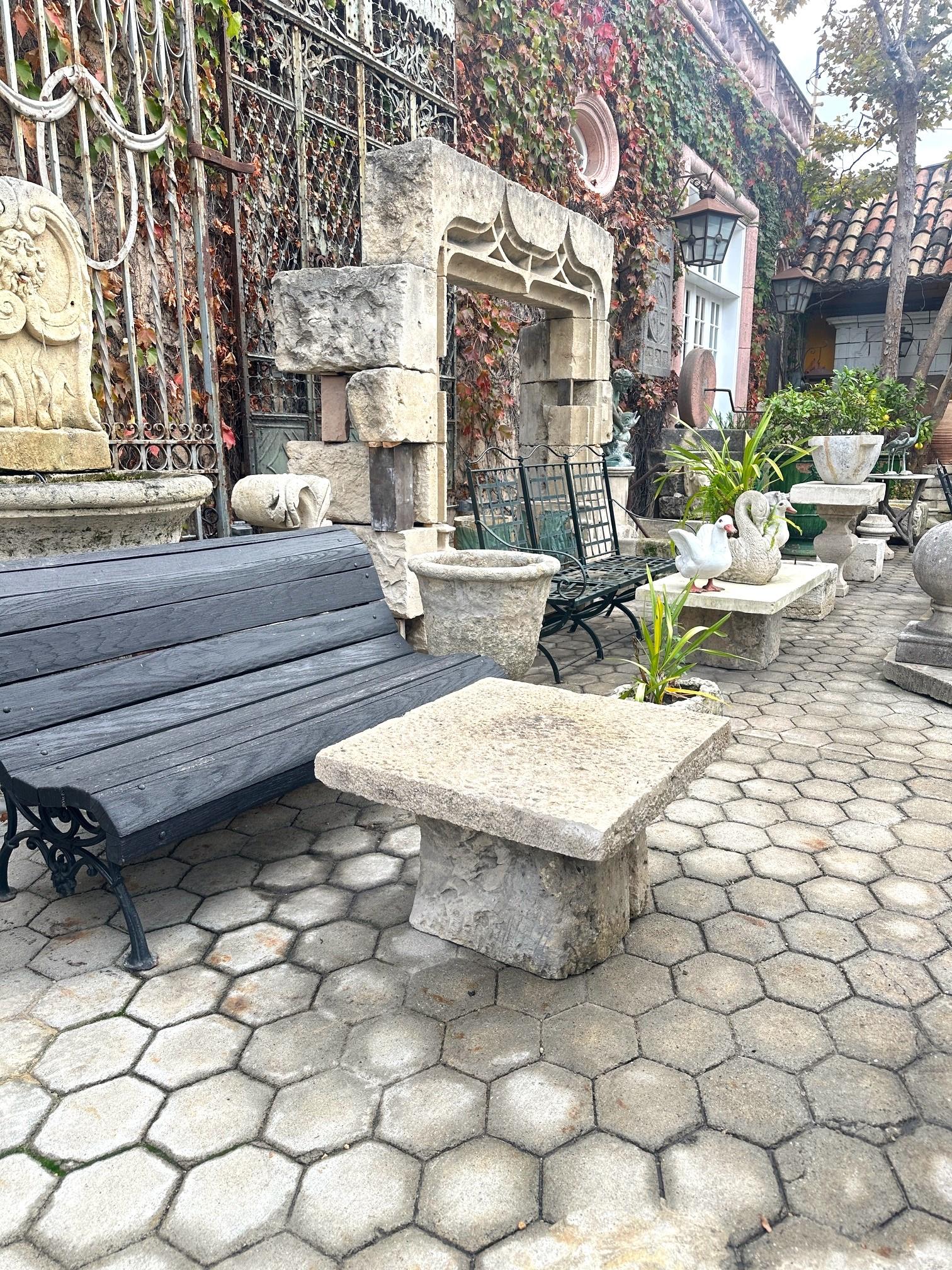 Tavolo rustico in pietra intagliata a mano da giardino, da caffè, da patio, da esterno, da interno, antico in vendita 9