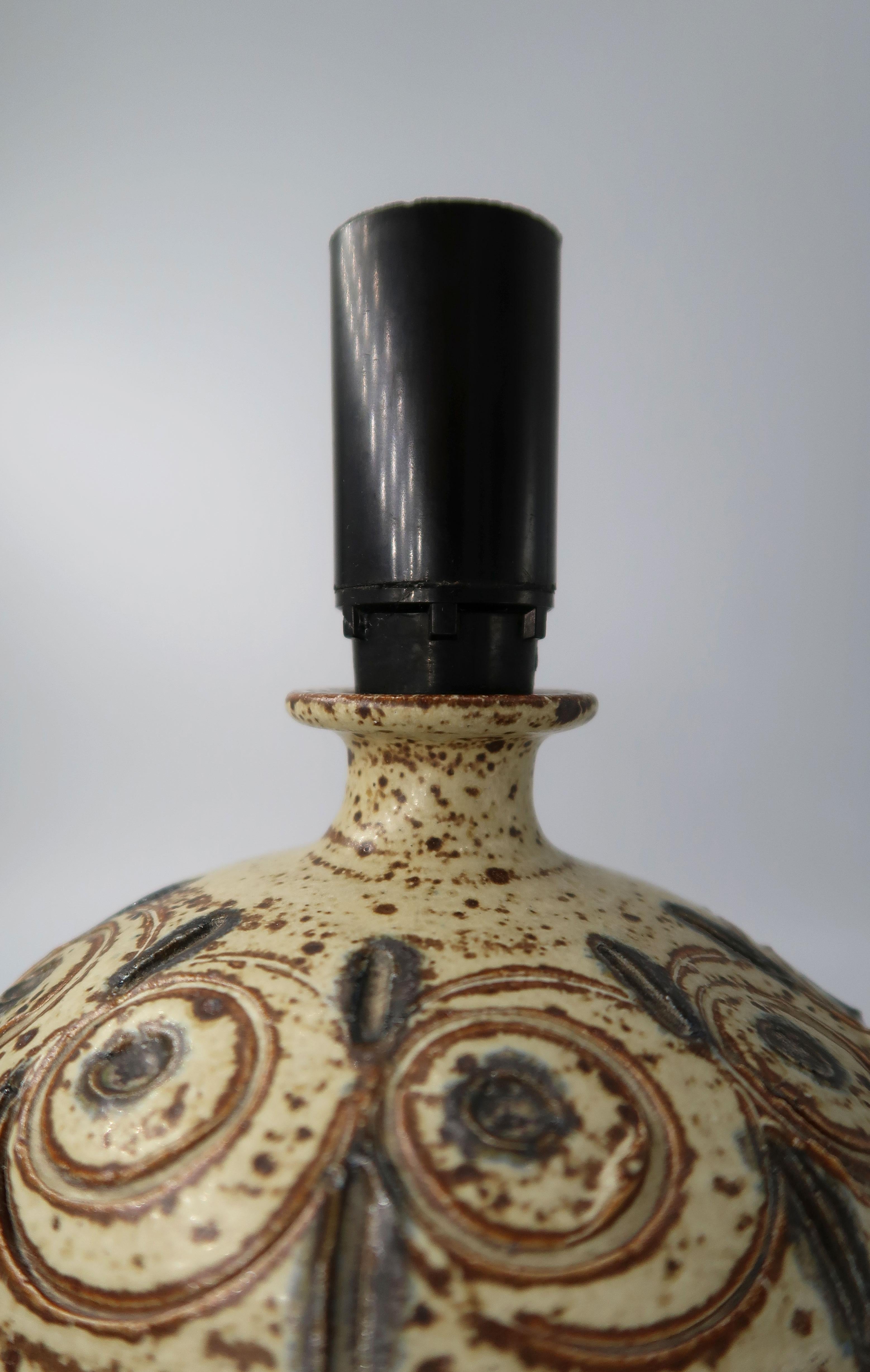 Hand-Decorated Danish Modern Ceramic Lamp, Ting Keramik, 1970s For Sale 1