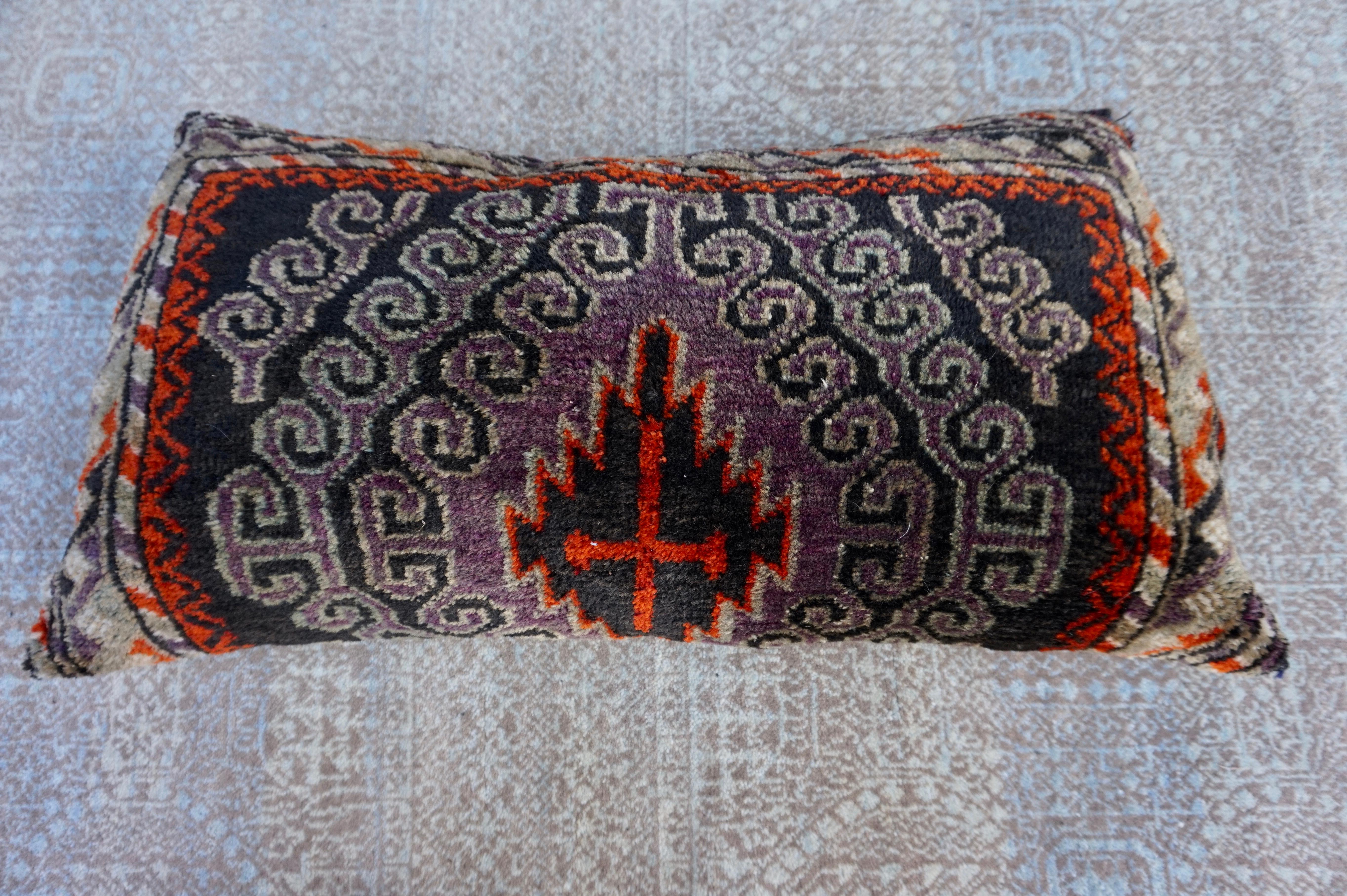 Rustic Hand-Knotted Wool Cushion Pillow with Geometric Tribal Patterns For Sale 2