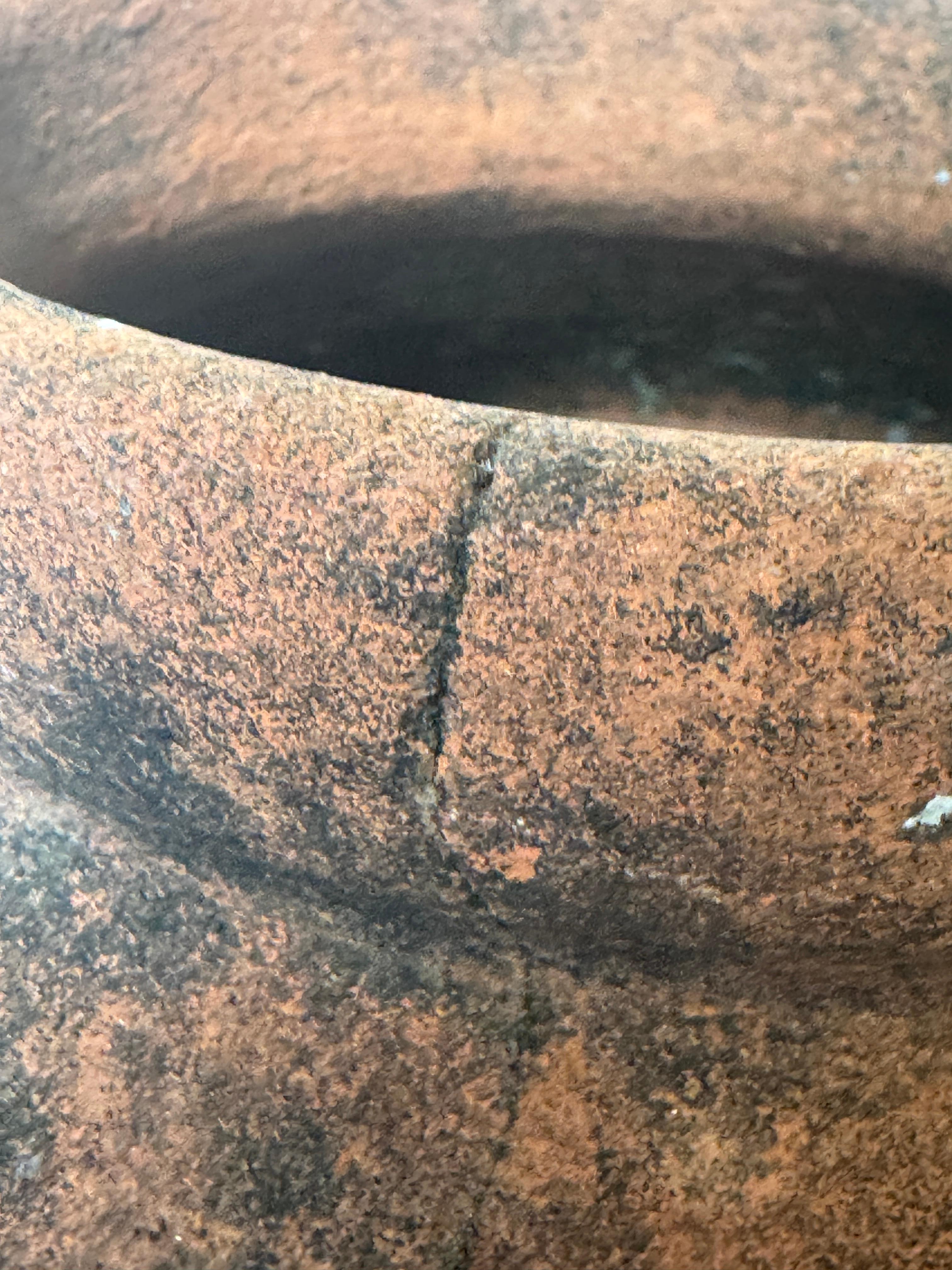 Terre cuite Pot de rangement rustique en terre cuite peint à la main avec motif abstrait vert en vente