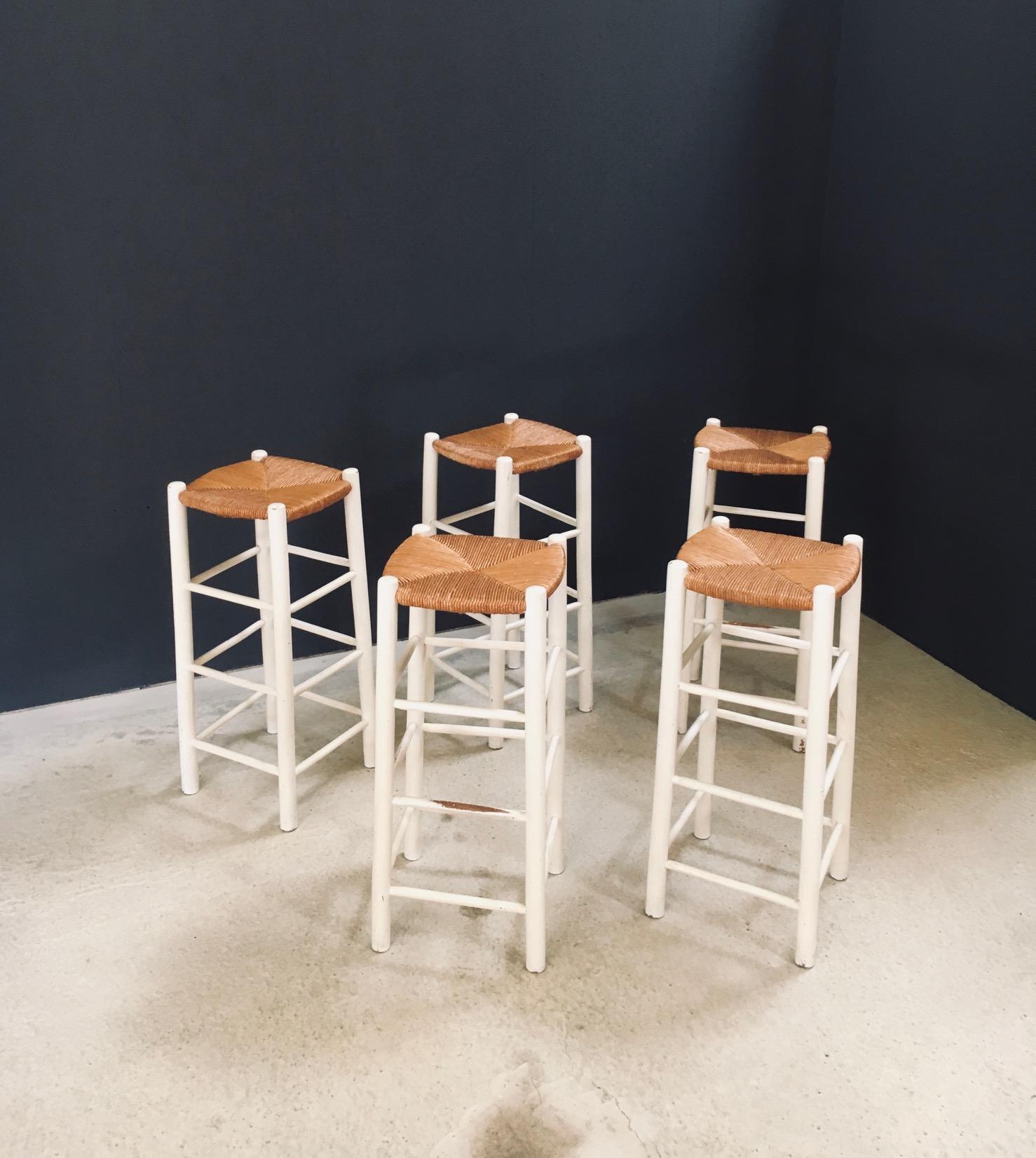 Rustic Handcrafted High Stool set, France 1940's In Good Condition For Sale In Oud-Turnhout, VAN