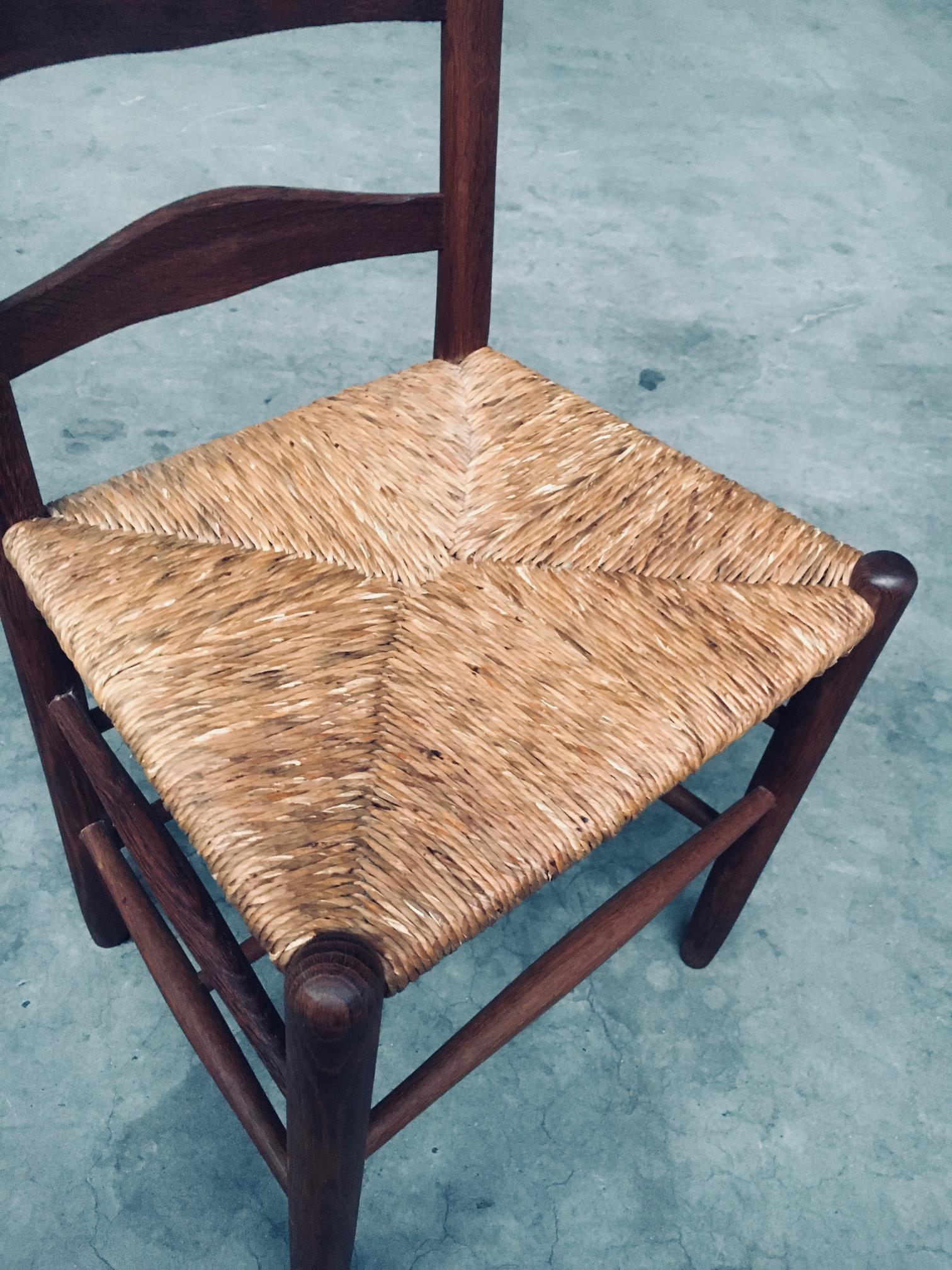 Sedie da pranzo rustiche con schienale alto realizzate a mano in Oak e giunco, Belgio, anni '40 in vendita 5