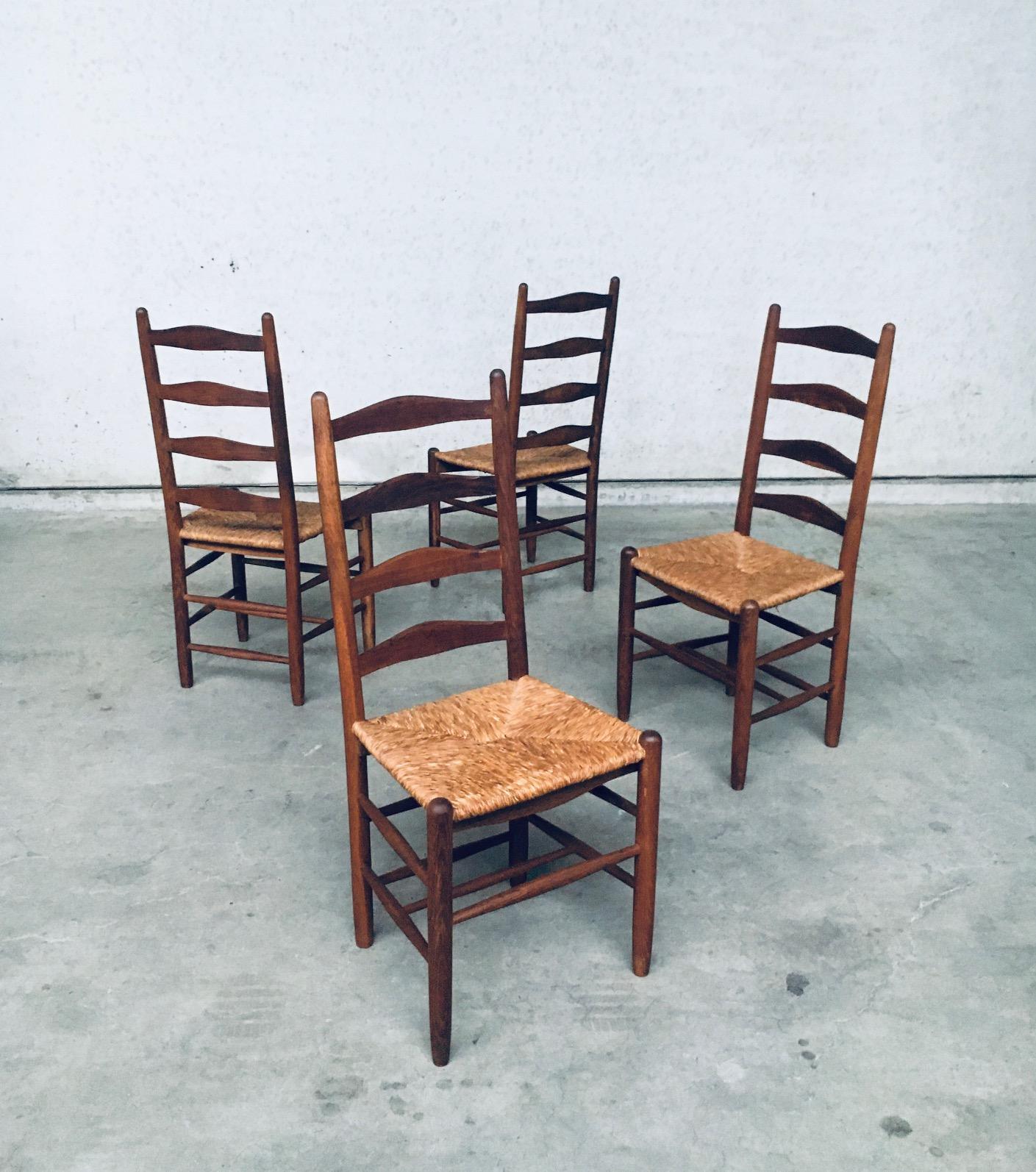 Metà XX secolo Sedie da pranzo rustiche con schienale alto realizzate a mano in Oak e giunco, Belgio, anni '40 in vendita