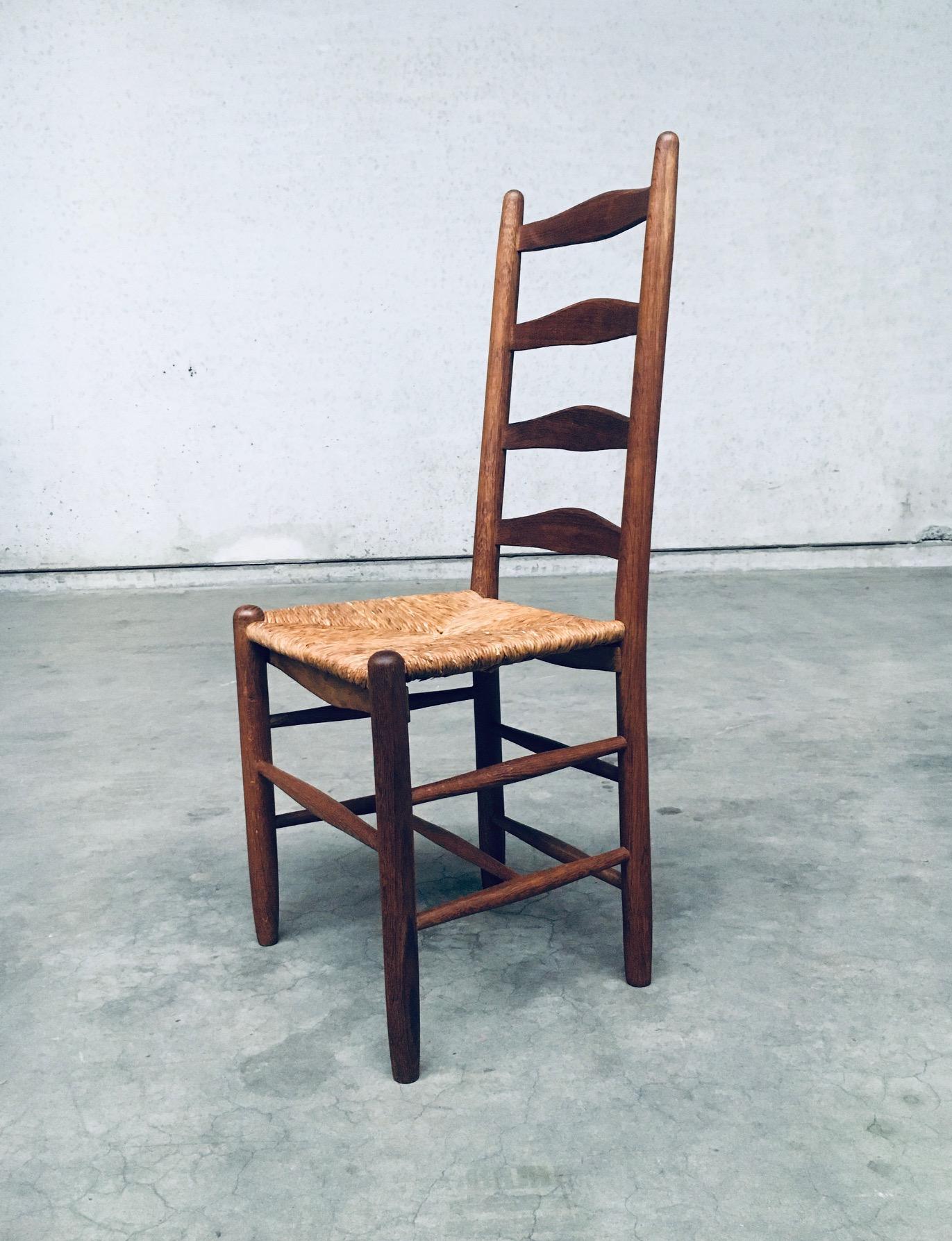Sedie da pranzo rustiche con schienale alto realizzate a mano in Oak e giunco, Belgio, anni '40 in vendita 1