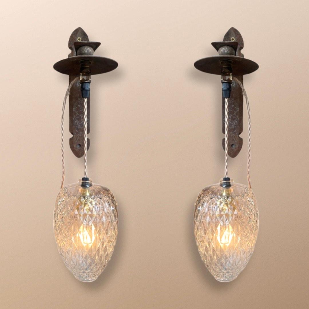 Pair of Rustic Hanging Cut Glass Wall Lights In Good Condition In London, GB