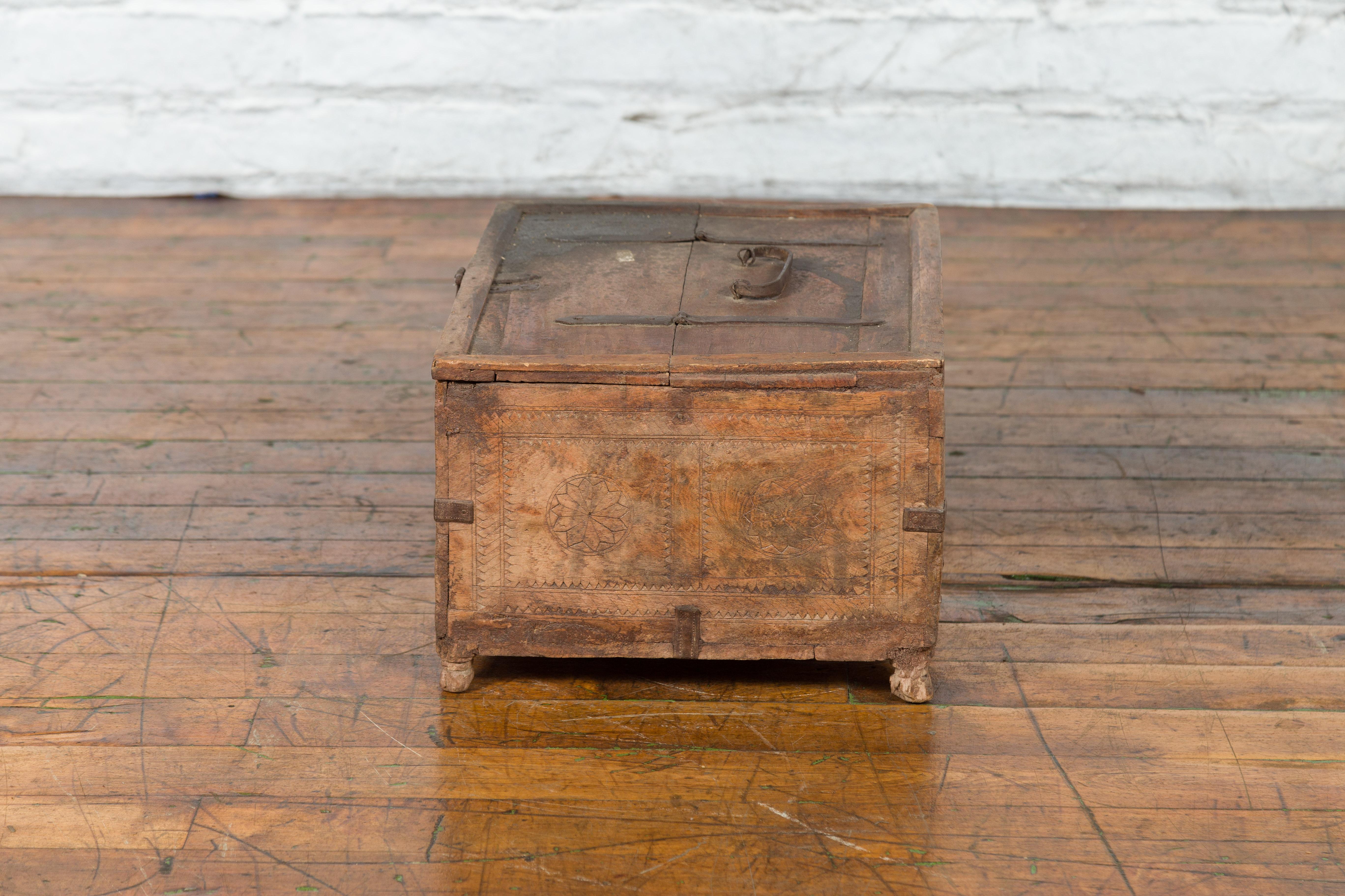 Rustic Indian 19th Century Treasure Box with Carved Rosettes and Small Feet For Sale 6