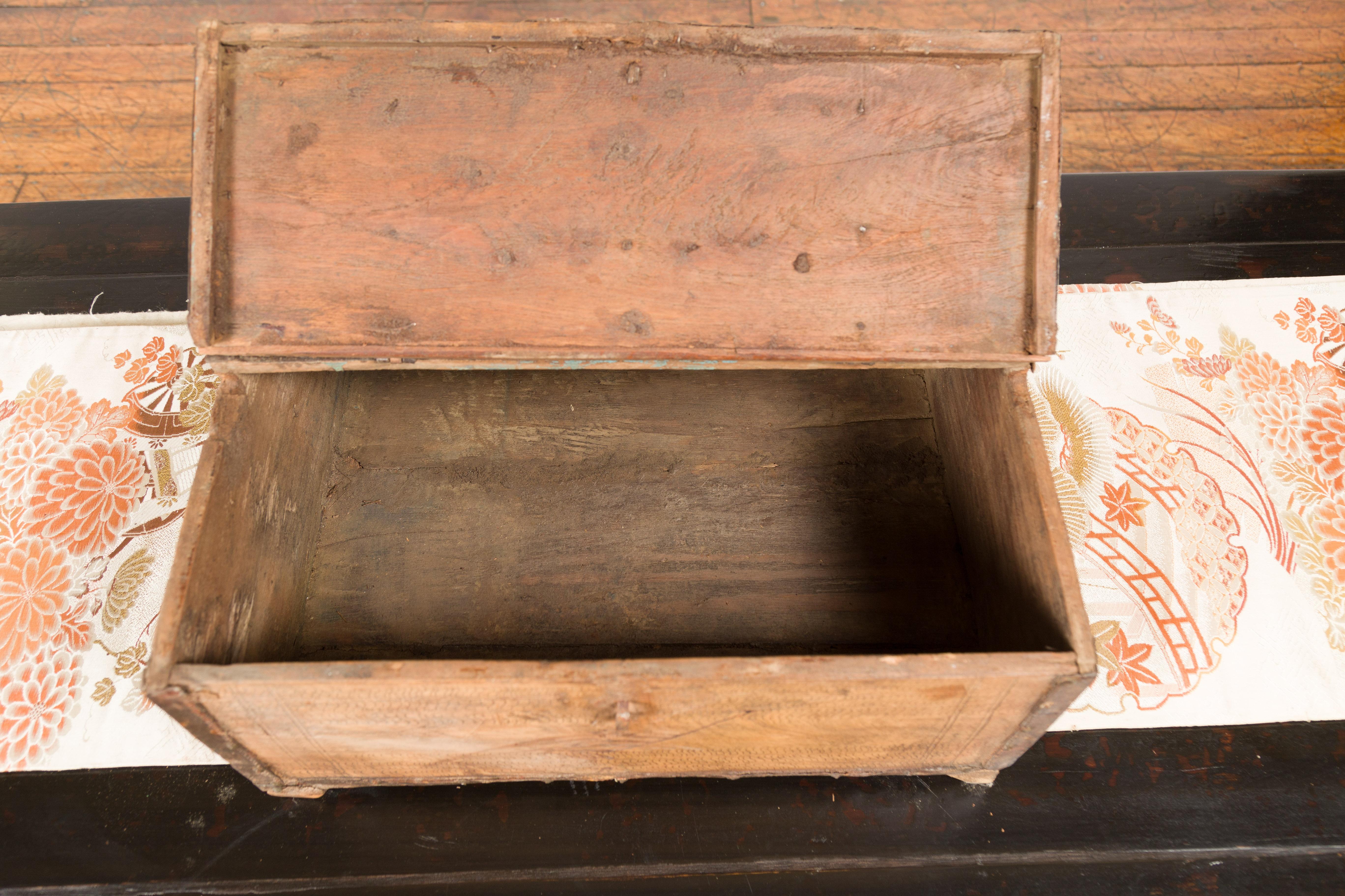 Rustic Indian 19th Century Wooden Box with Iron Details and Incised Motifs For Sale 5