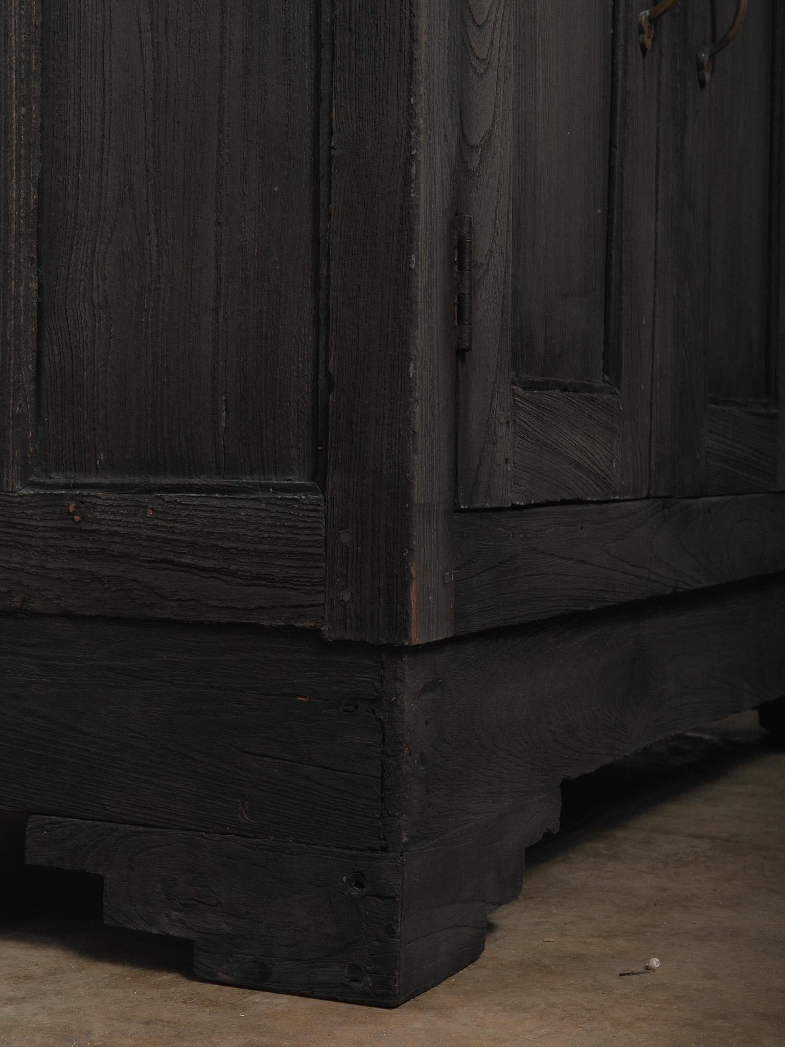 Rustic Indian Hand-Crafted Charred Wood Sideboard in vendita 2