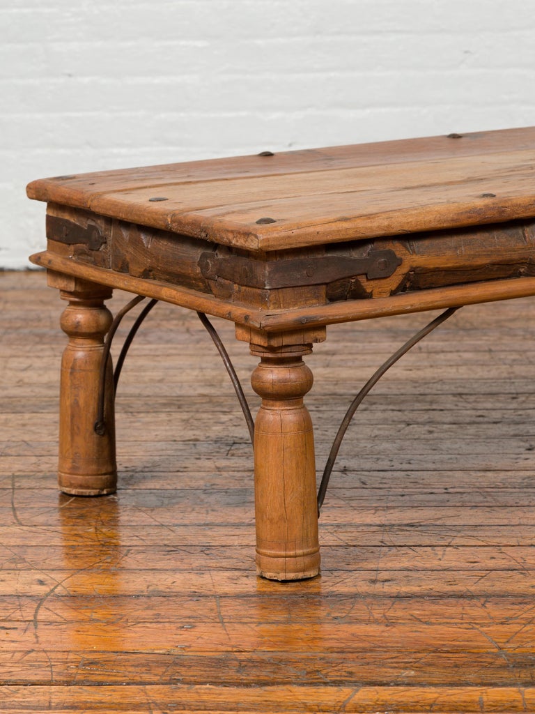 Rustic Indian Sheesham Wood Coffee Table With Nailhead Design And Baluster Legs For Sale At 1stdibs