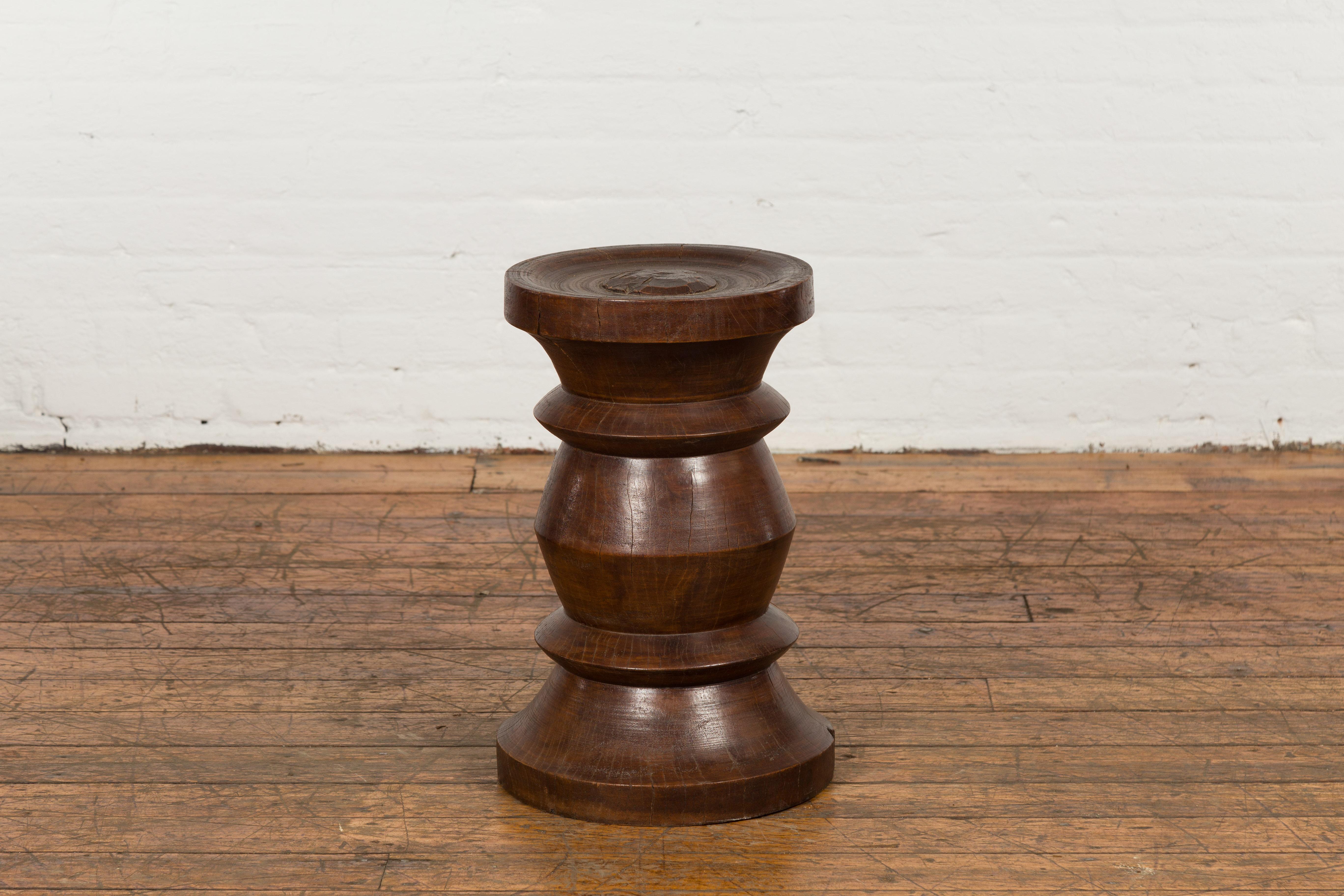 Rustic Indonesian 19th Century Solid Wood Turned Stool with Brown Patina For Sale 7