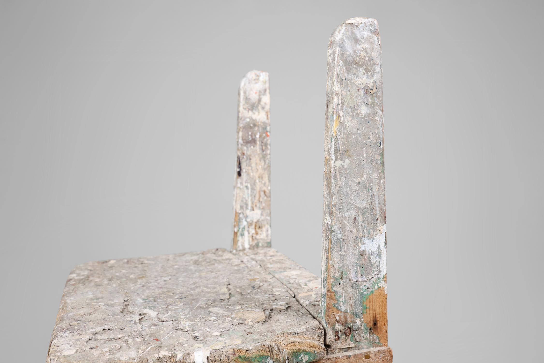 Français Tabouret industriel rustique avec une belle patine, France ca. 1900 en vente