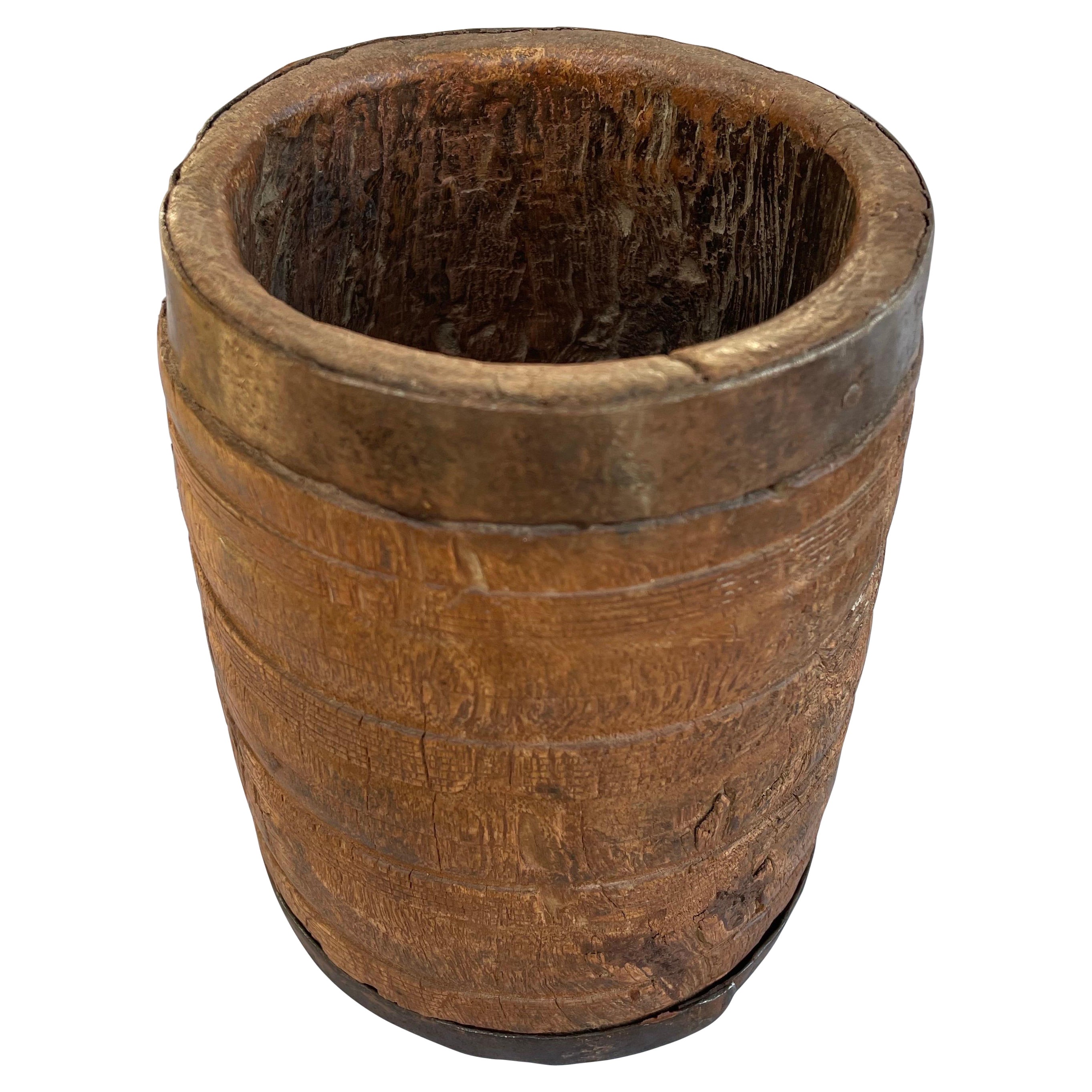 Rustic Iron and Wood Burl Pestle en venta