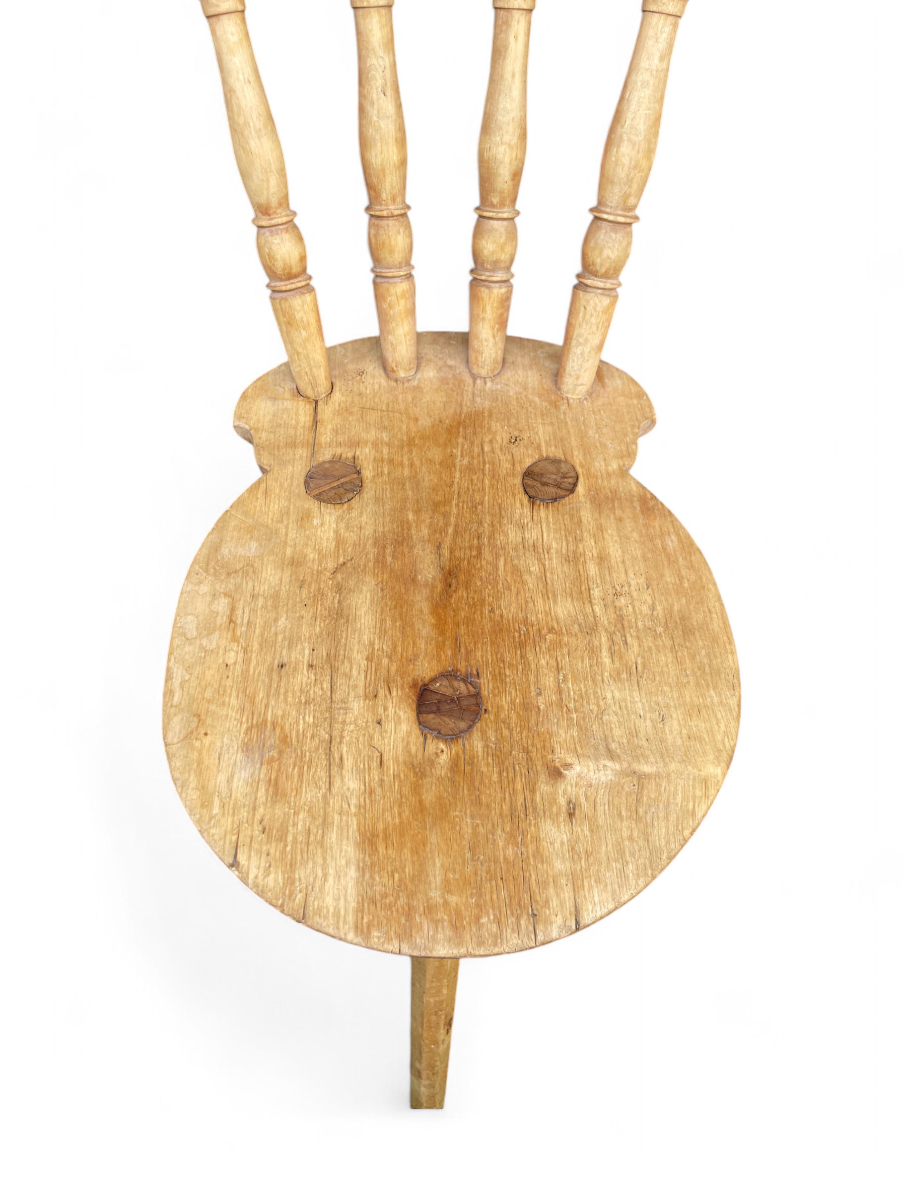 Chaise alpine rustique italienne en vente 5