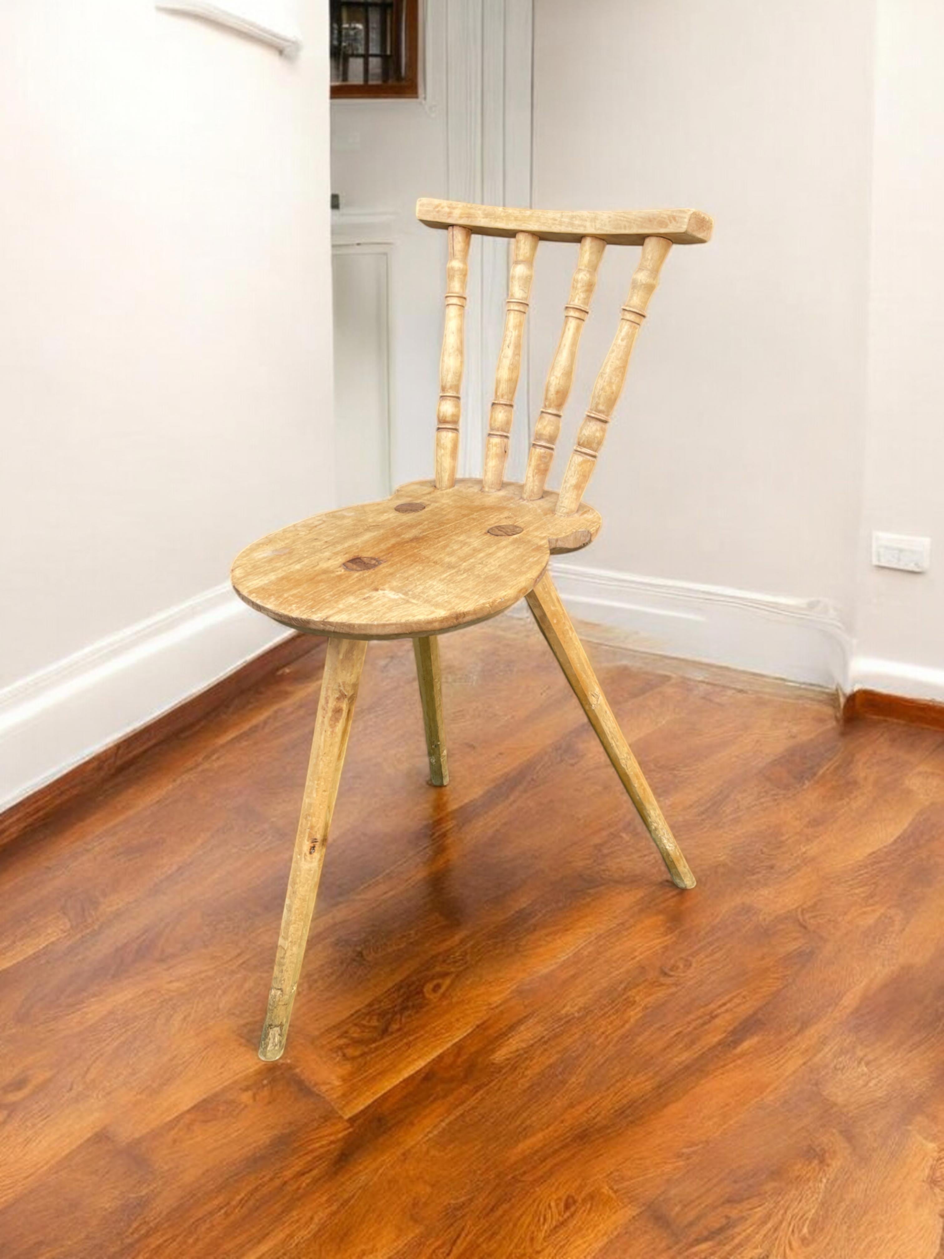 Chaise alpine rustique italienne en vente 7