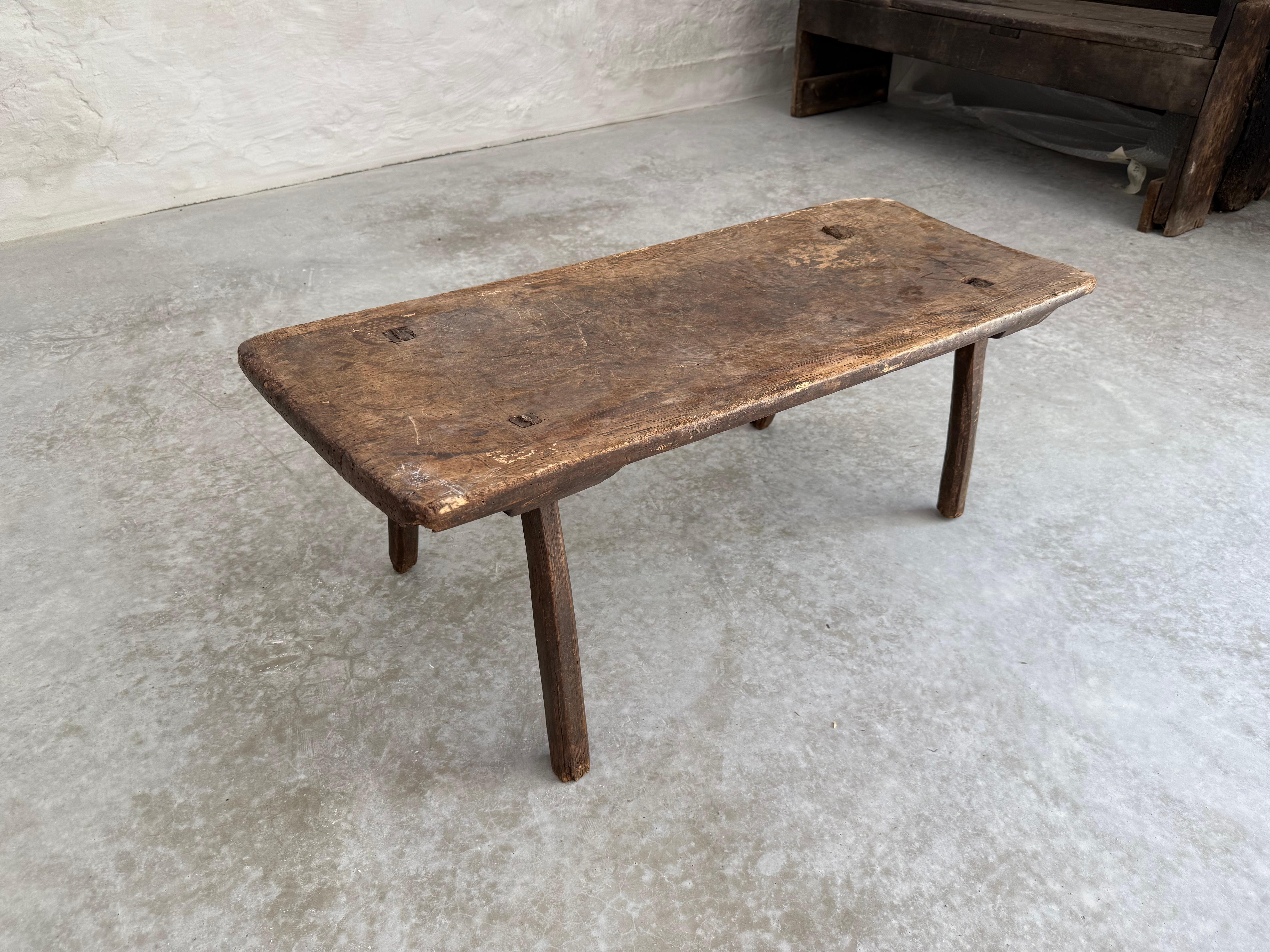 19th Century Rustic Italian Coffee Table with Peg Legs For Sale