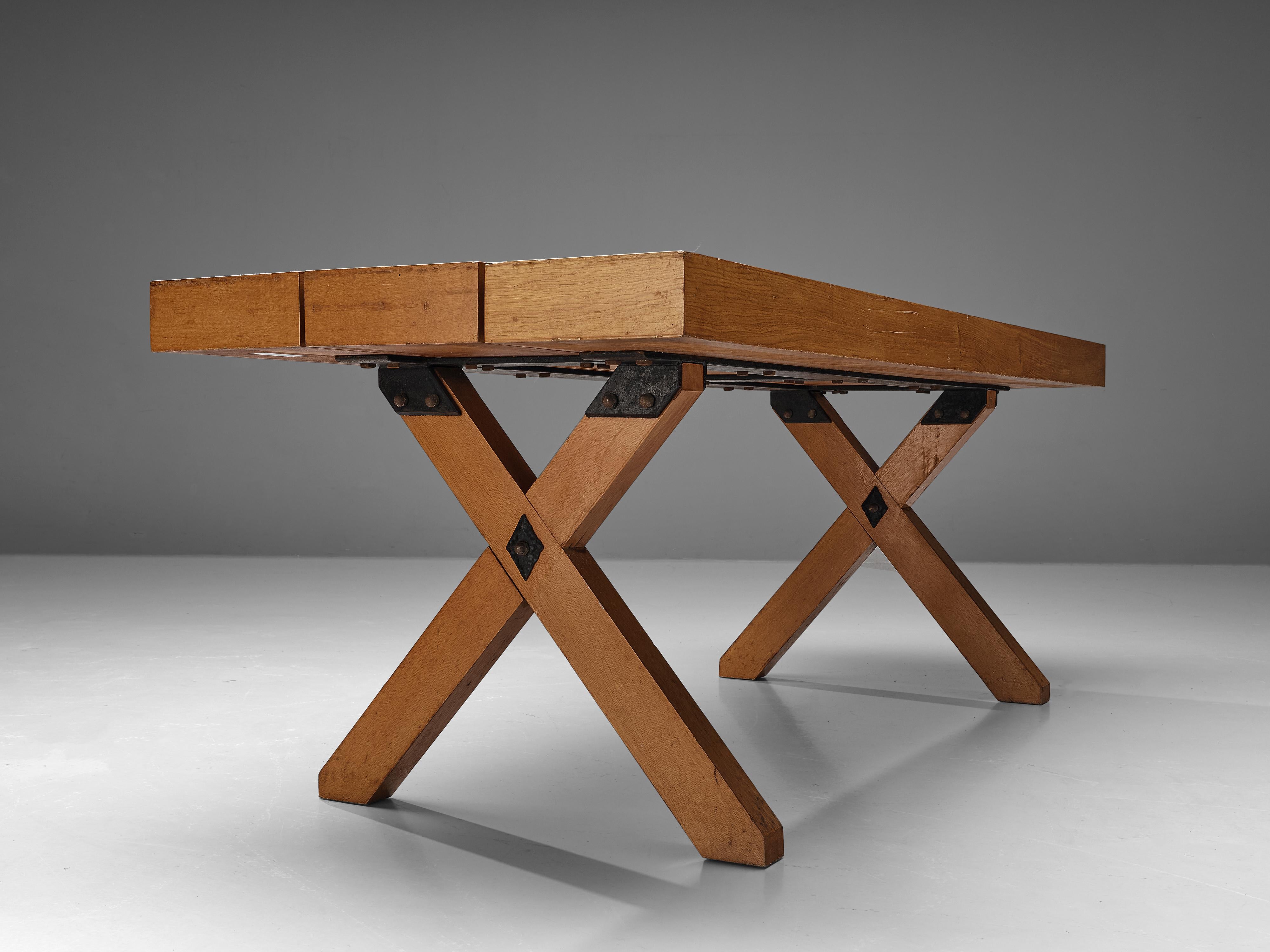 Rustic Italian Oak Cross-Legged Dining Table with Metal For Sale 4
