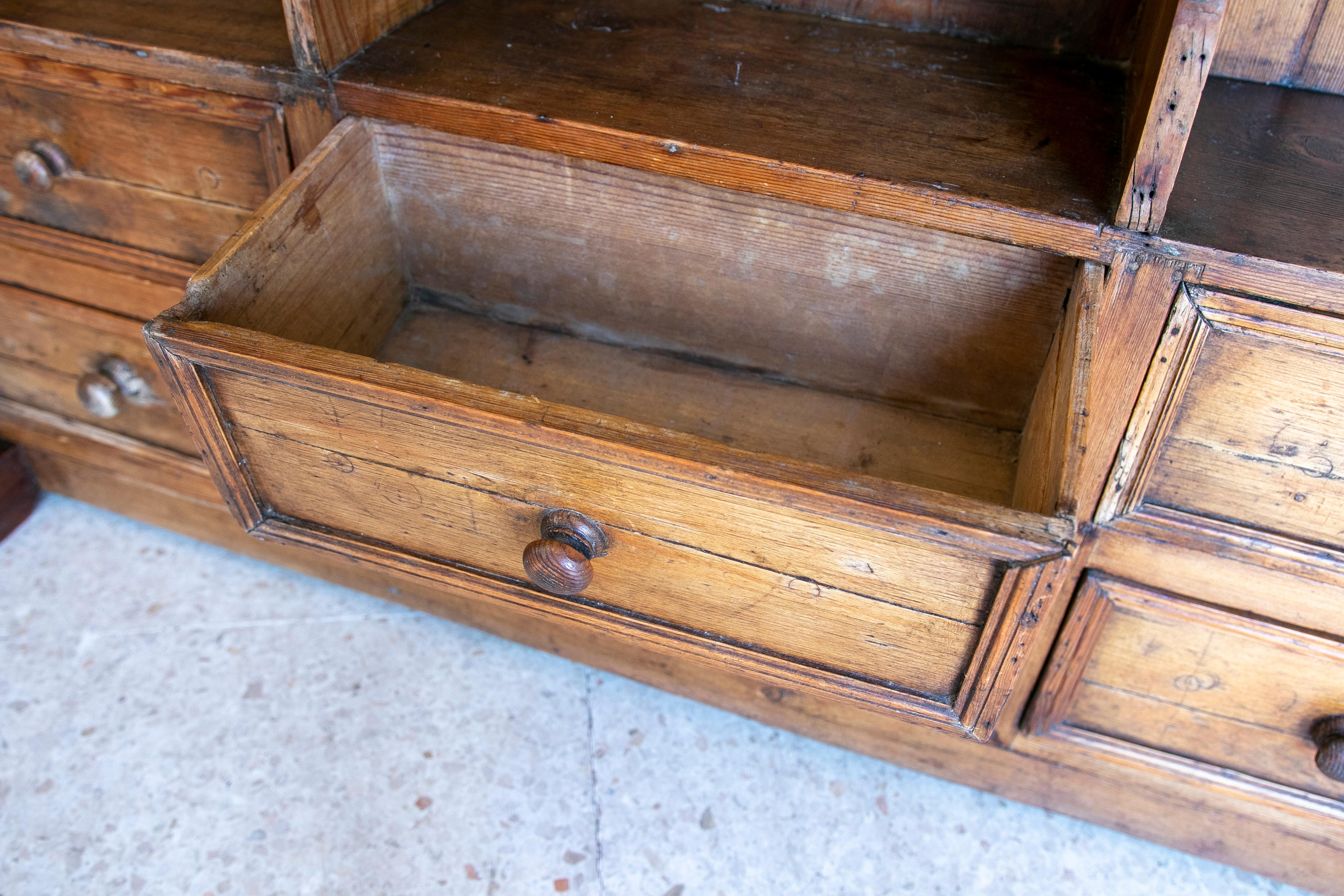 Rustic Kitchen Display Cabinet with Doors, Shelves and Drawers in the Lower Part For Sale 15