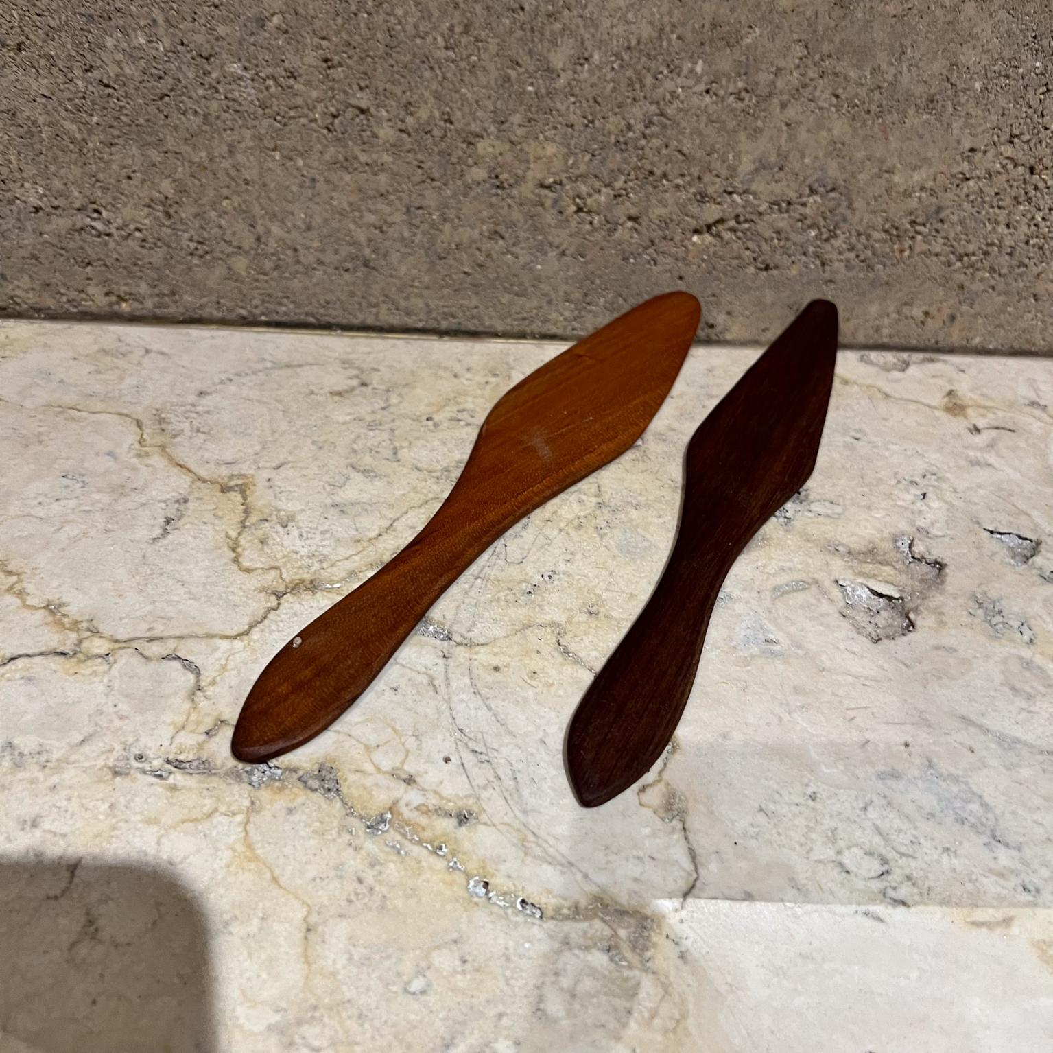 Rustikales Bauernhaus-Holz Spatula-Set aus zwei (20. Jahrhundert) im Angebot