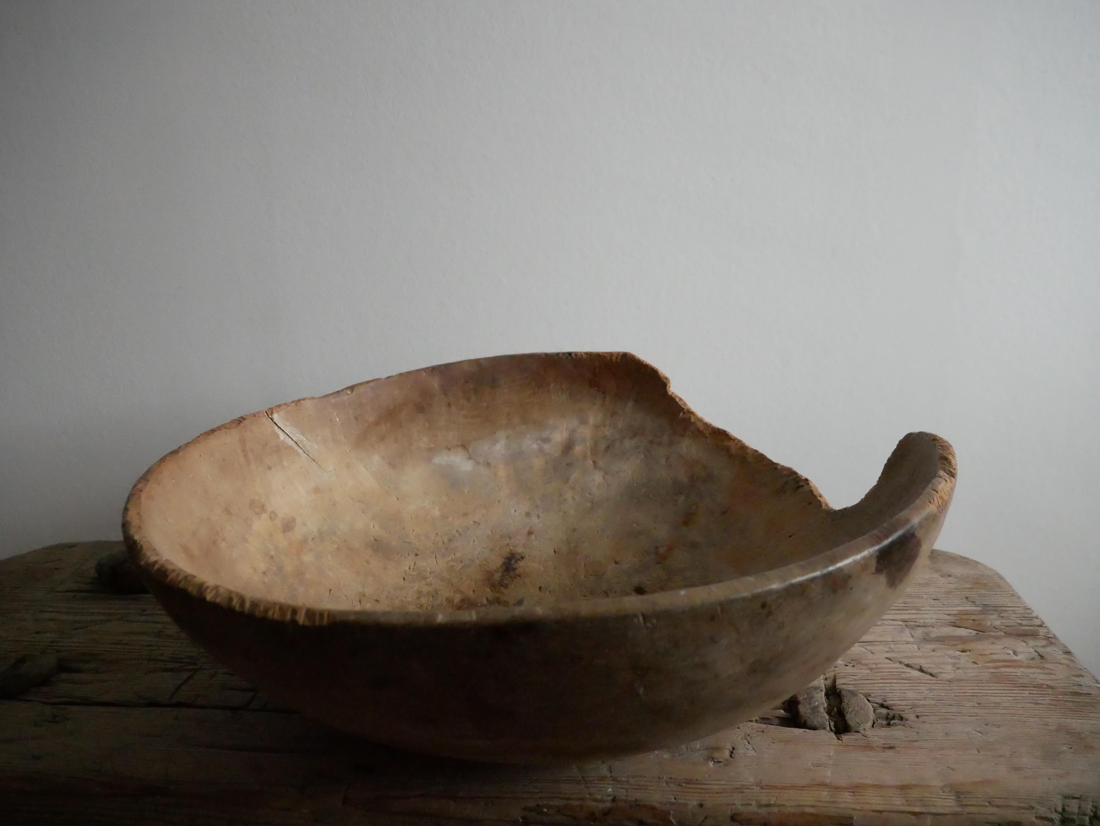 Rustic Large Folk Art Swedish Wood Bowl For Sale 3