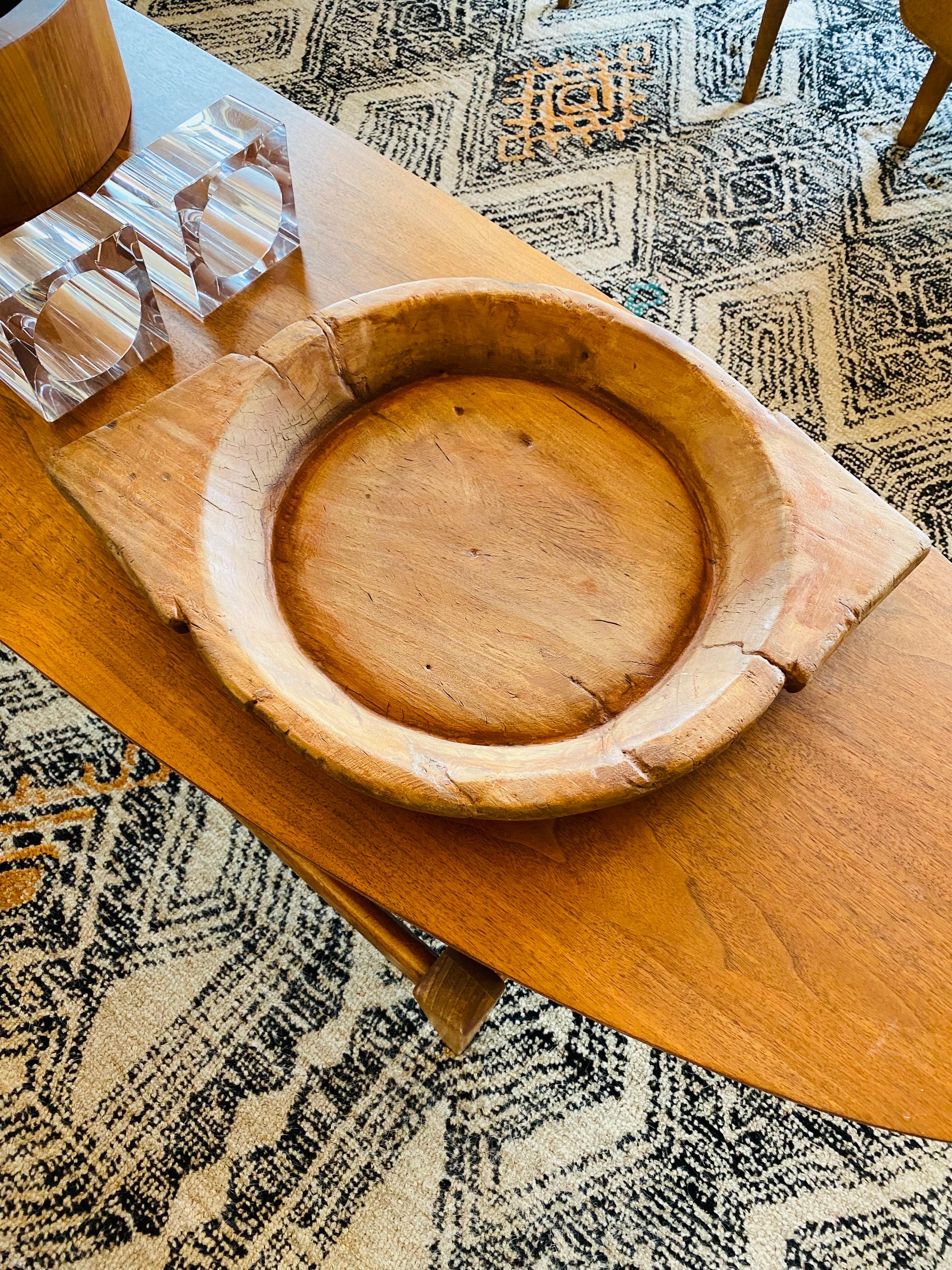 Rustic Large Organic Wood Carved Serving Bowl In Good Condition For Sale In San Diego, CA