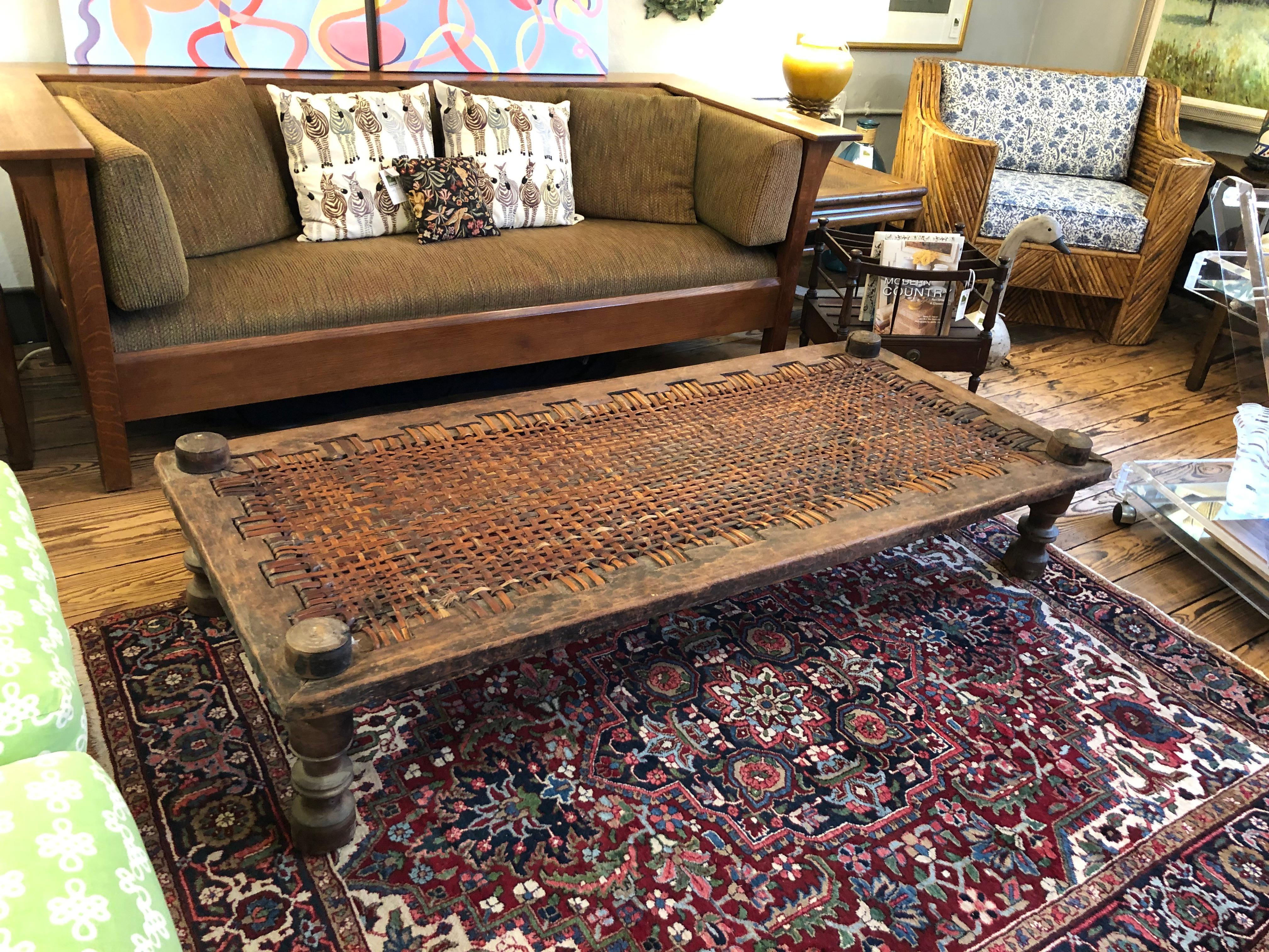 Rustic Large Rectangular 19th Century Tibetan Coffee Table Daybed In Good Condition For Sale In Hopewell, NJ