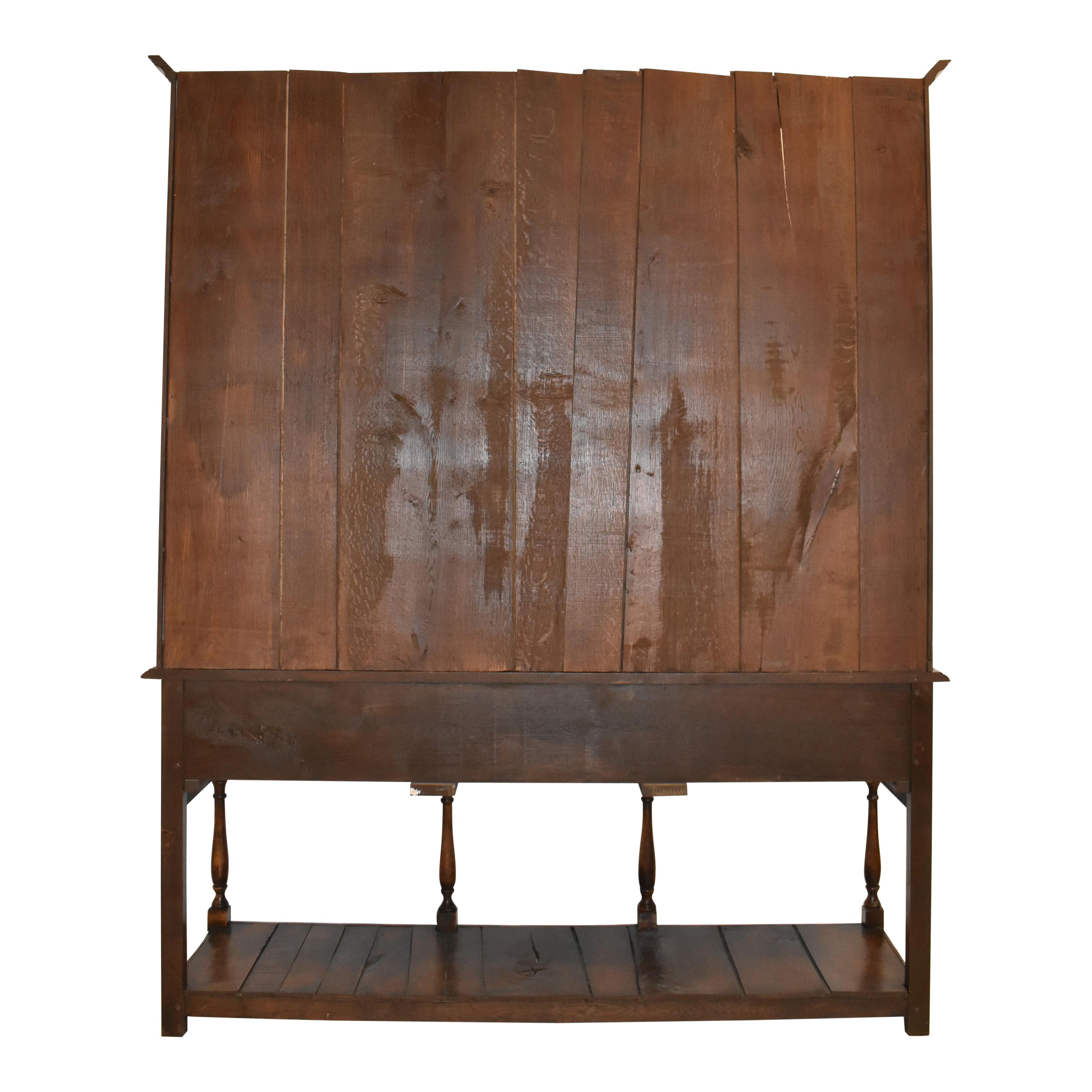 Rustic Long Oak Display Hutch with Drawers, circa 1900 For Sale 8
