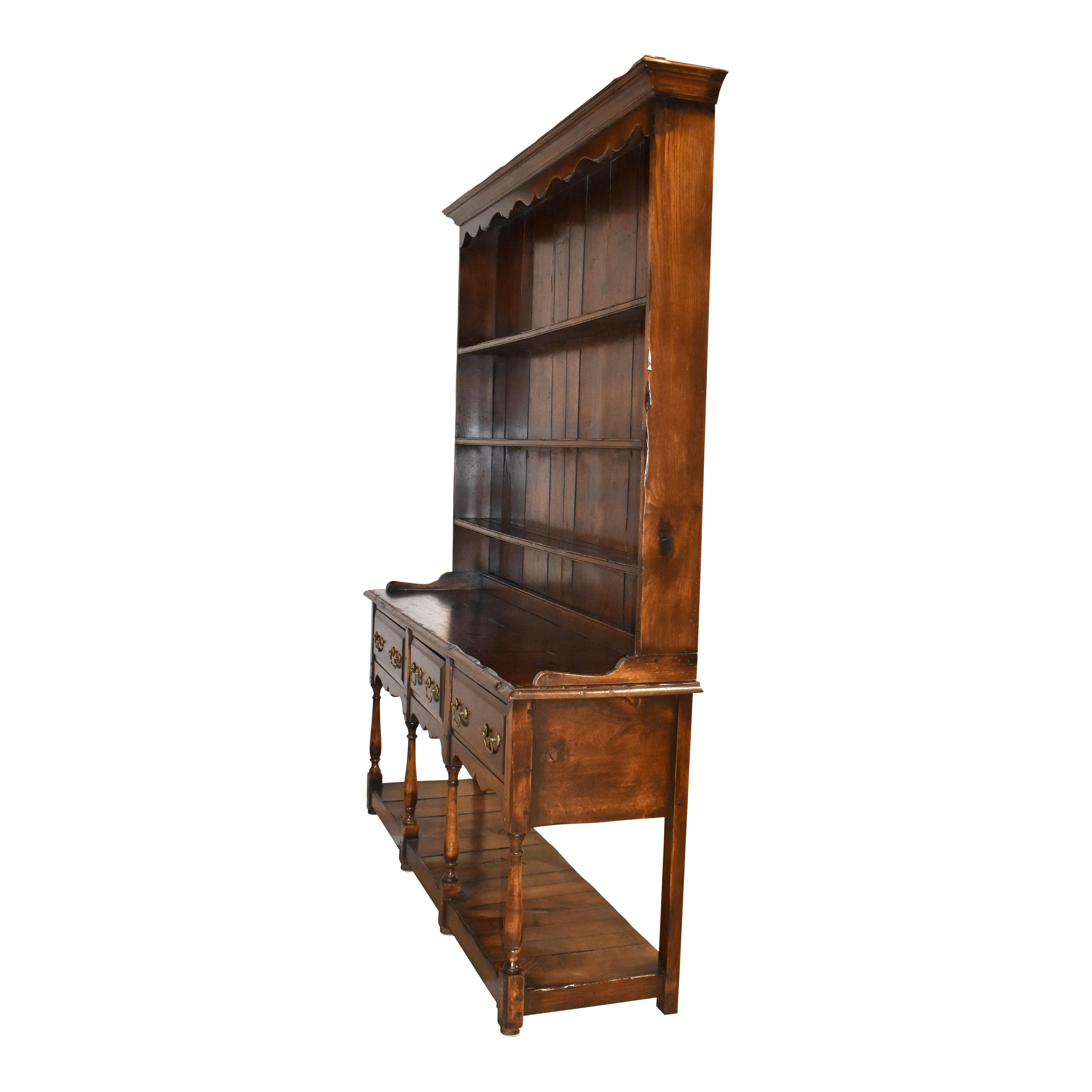 Rustic Long Oak Display Hutch with Drawers, circa 1900 In Good Condition For Sale In Evergreen, CO