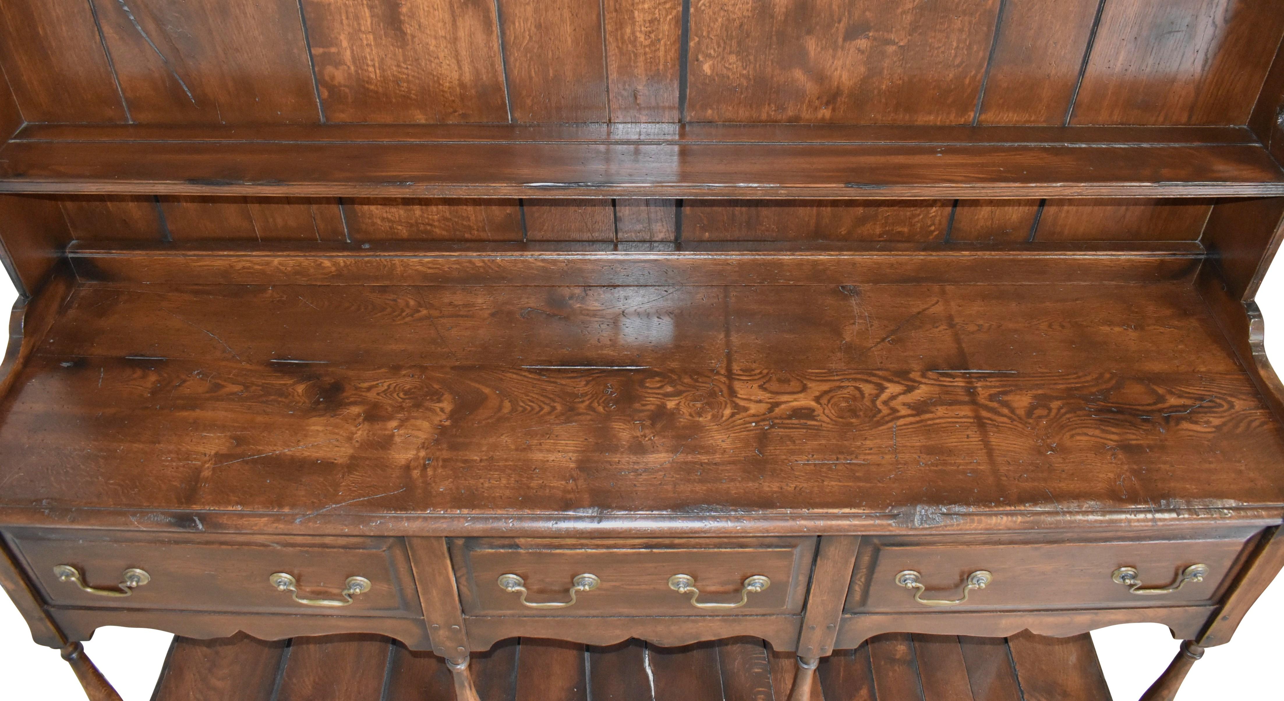 20th Century Rustic Long Oak Display Hutch with Drawers, circa 1900 For Sale