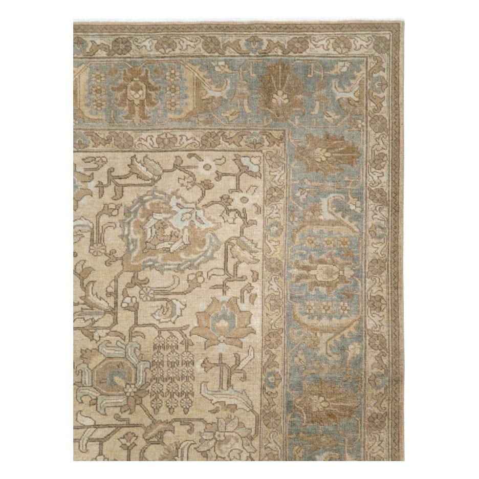 Rustic Mid-20th Century Handmade Persian Tabriz Room Size Accent Rug in Cream In Good Condition In New York, NY