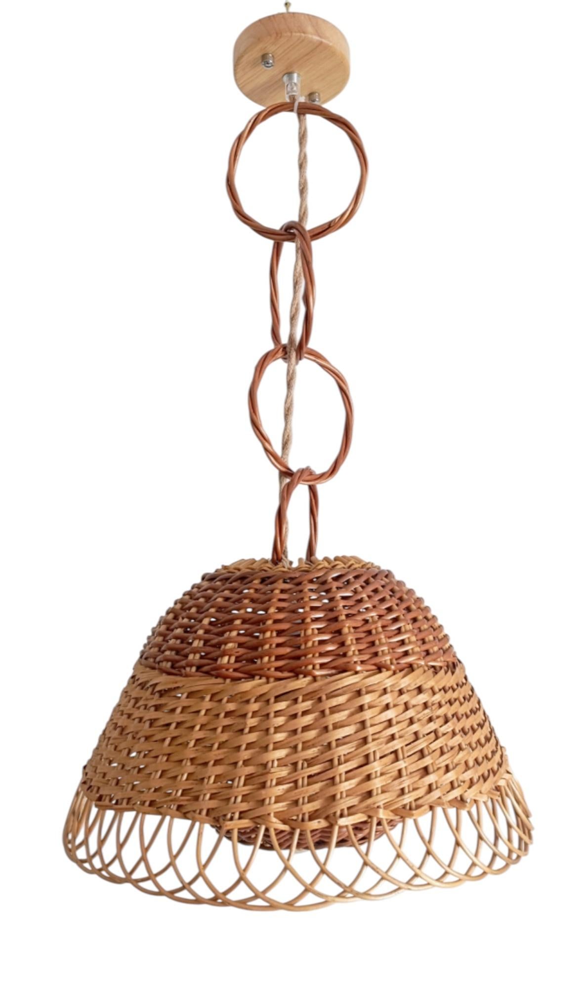 Rustikale Pendelleuchte aus Weidengeflecht, handgeflochten in Spanien, ca. 1960er Jahre im Angebot 10