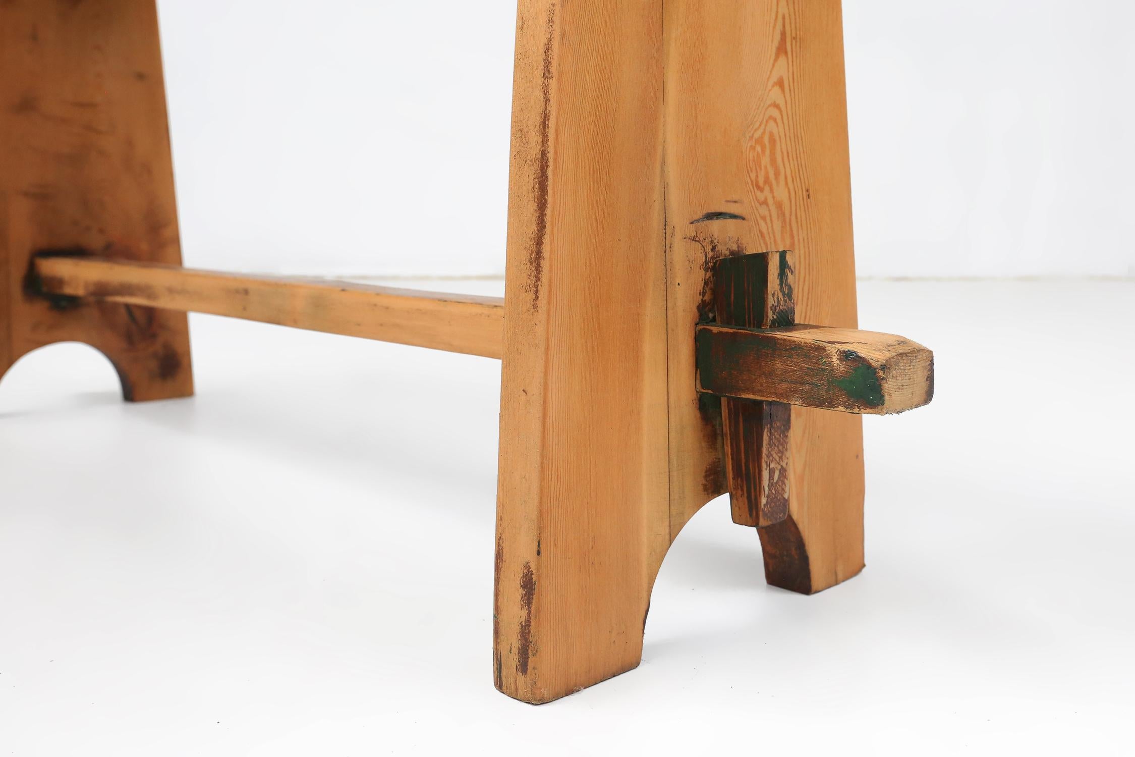 Rustic mid-century wooden bench, France ca. 1900 For Sale 3