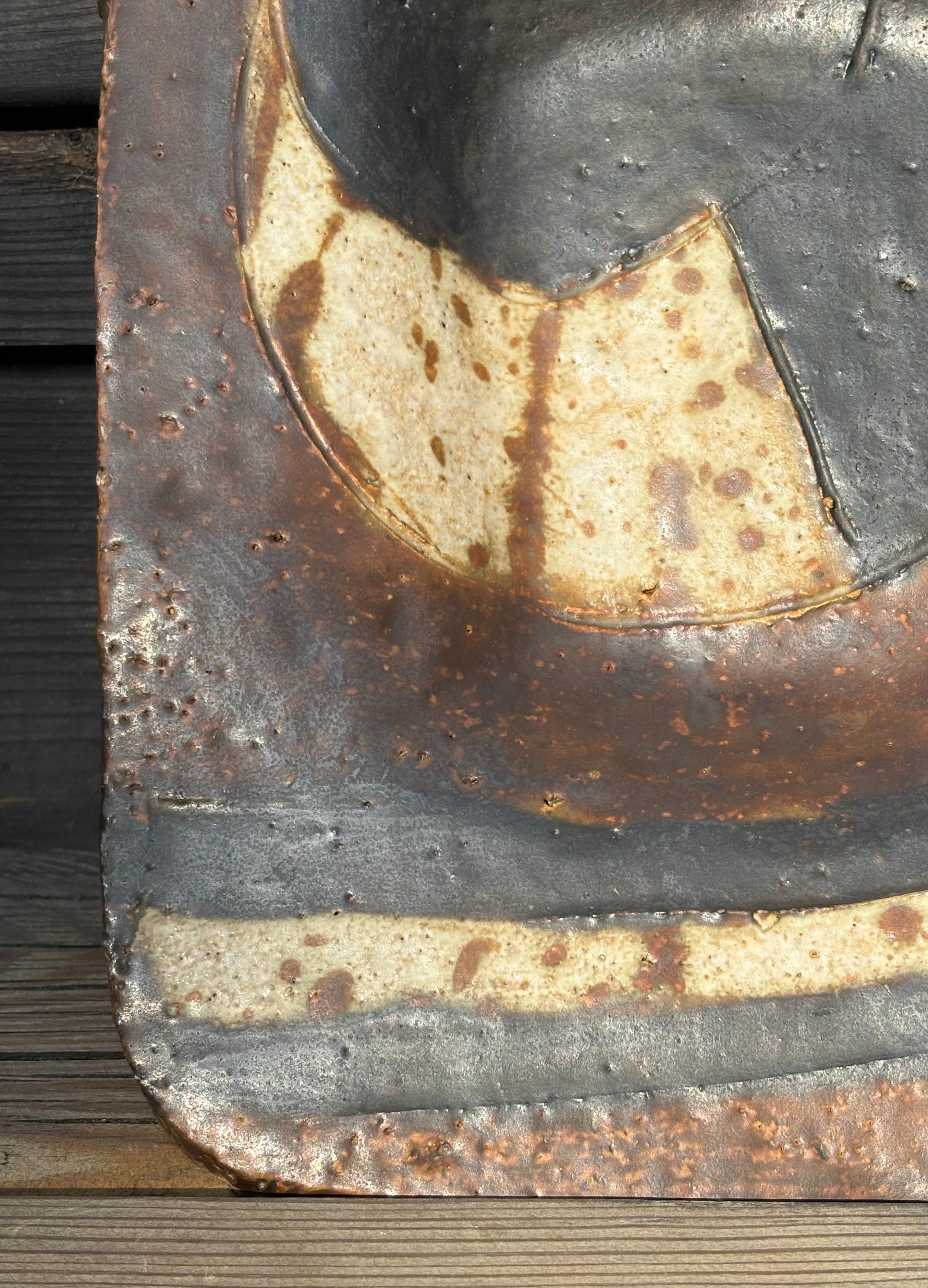 Rustic Midcentury Ceramic Art Plate, 1979 For Sale 3