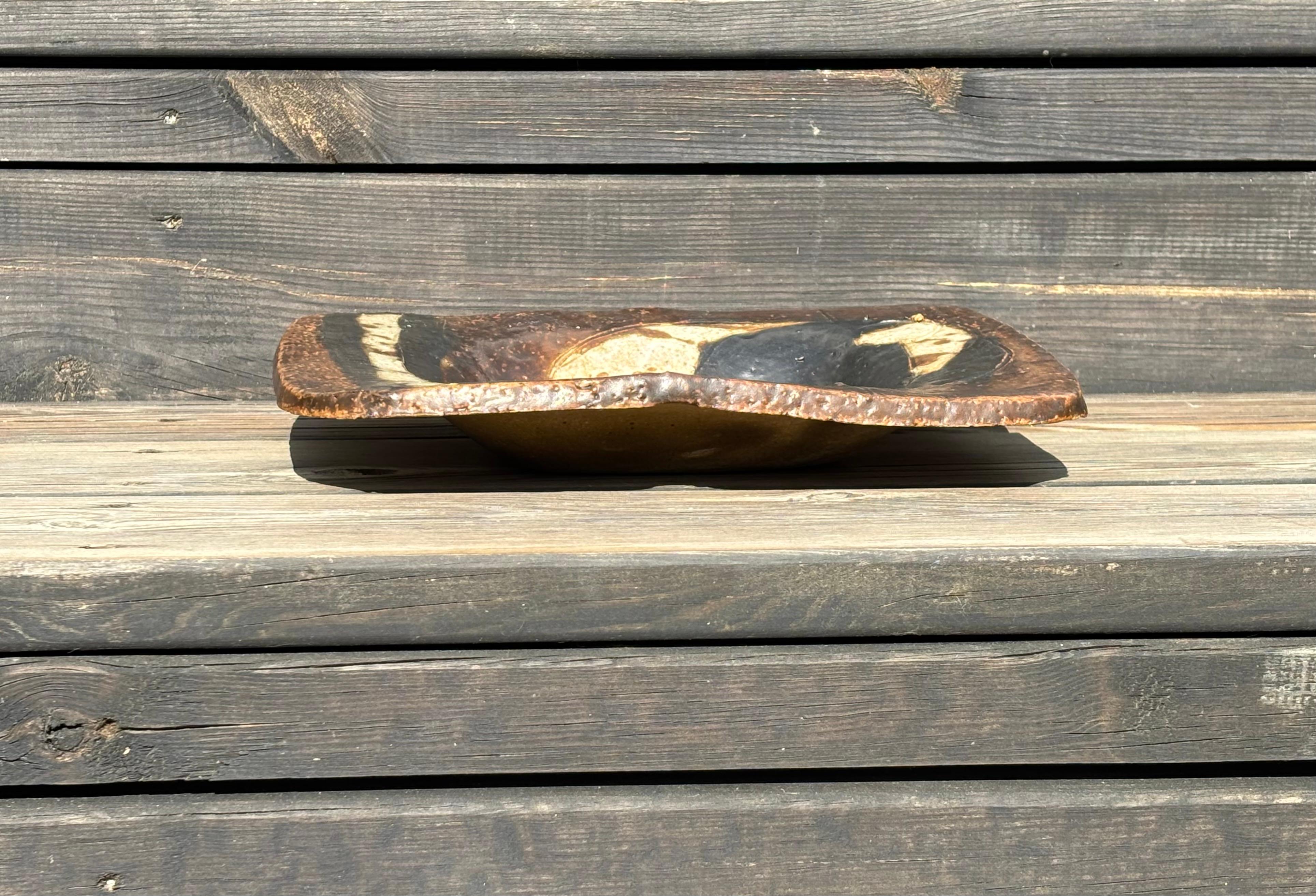 Rustic Midcentury Ceramic Art Plate, 1979 For Sale 5