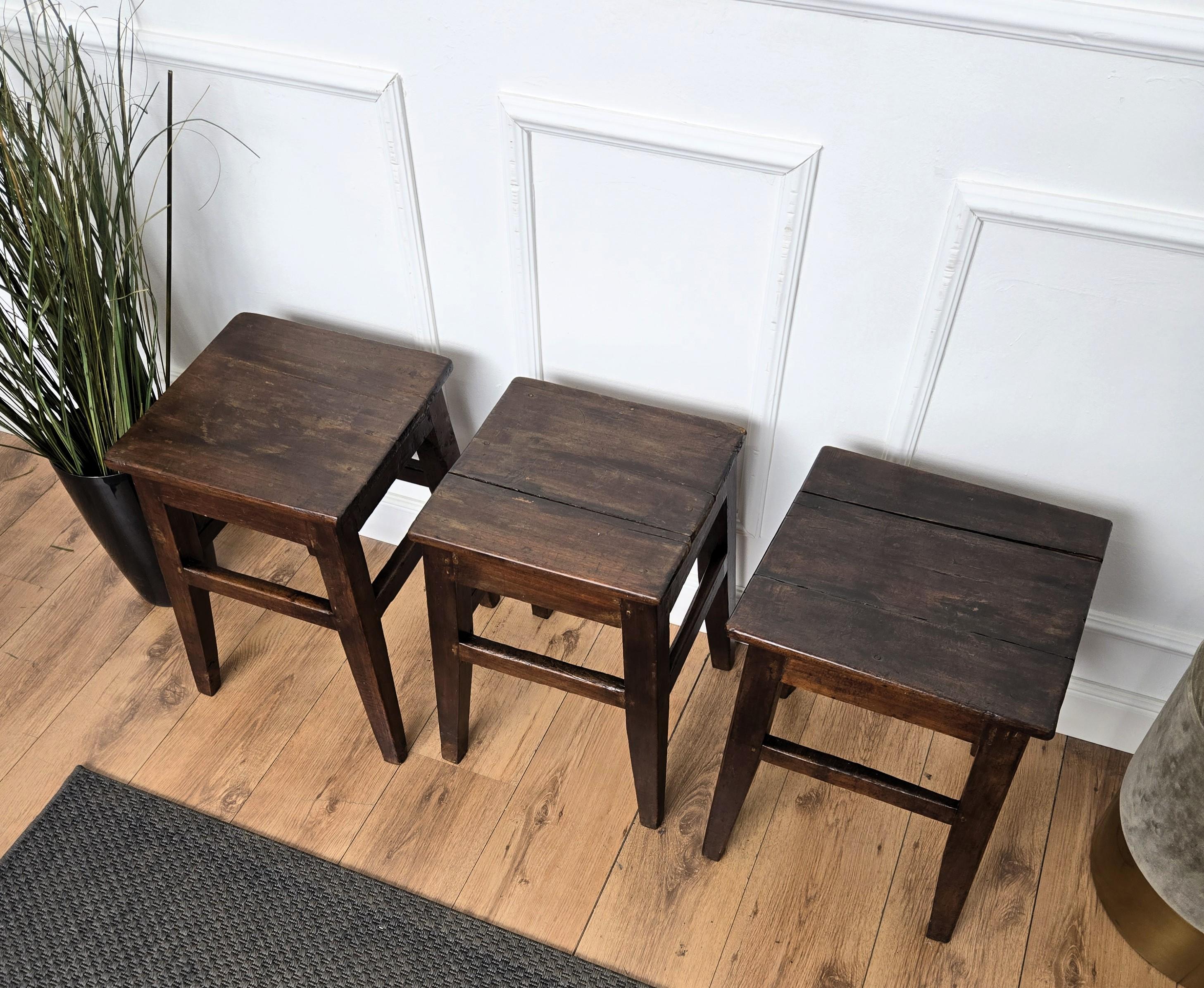 Mesa auxiliar rústica minimalista italiana de madera Banco Taburete Asiento Italiano en venta