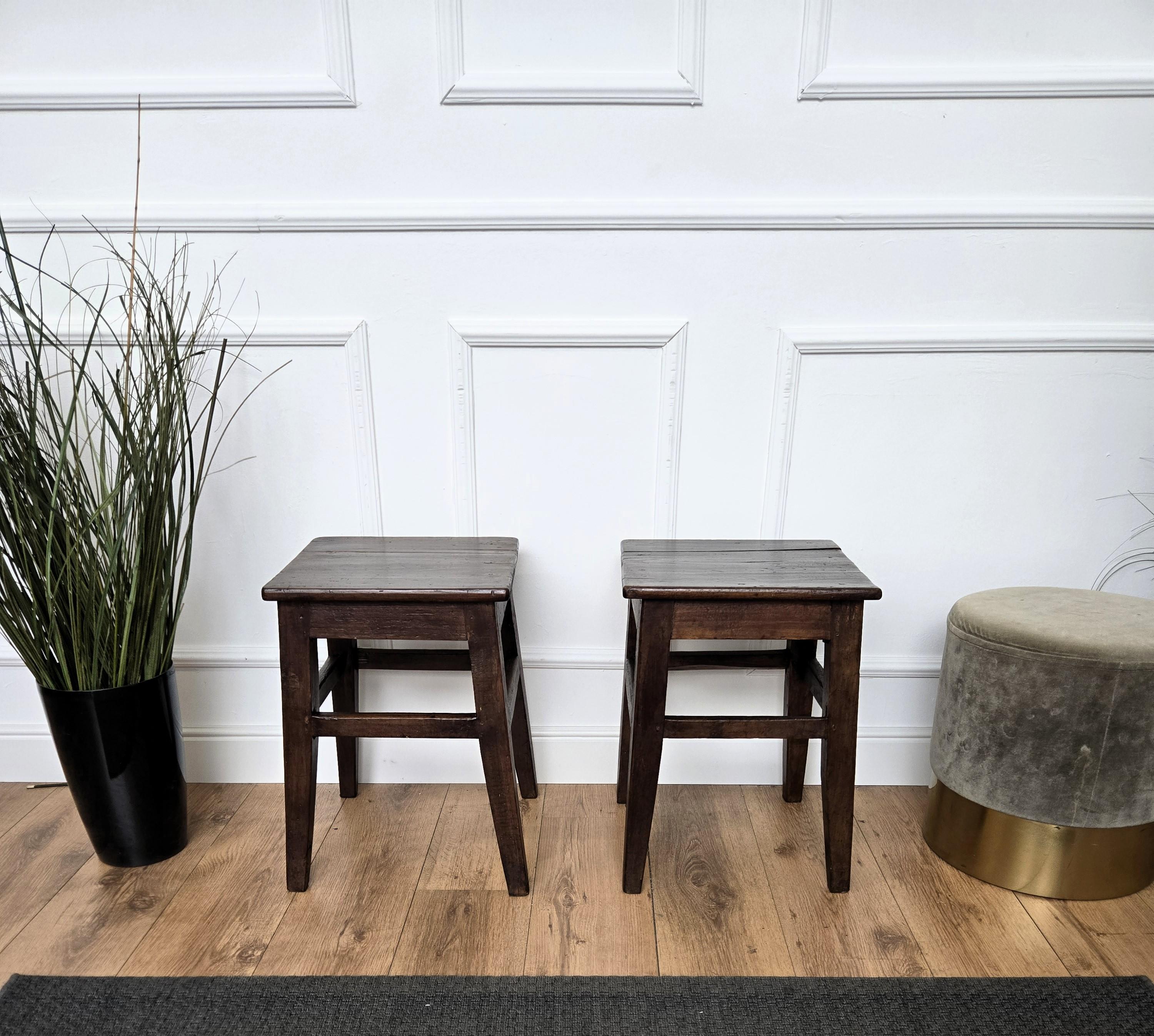 Mesa auxiliar rústica minimalista italiana de madera Banco Taburete Asiento Madera en venta