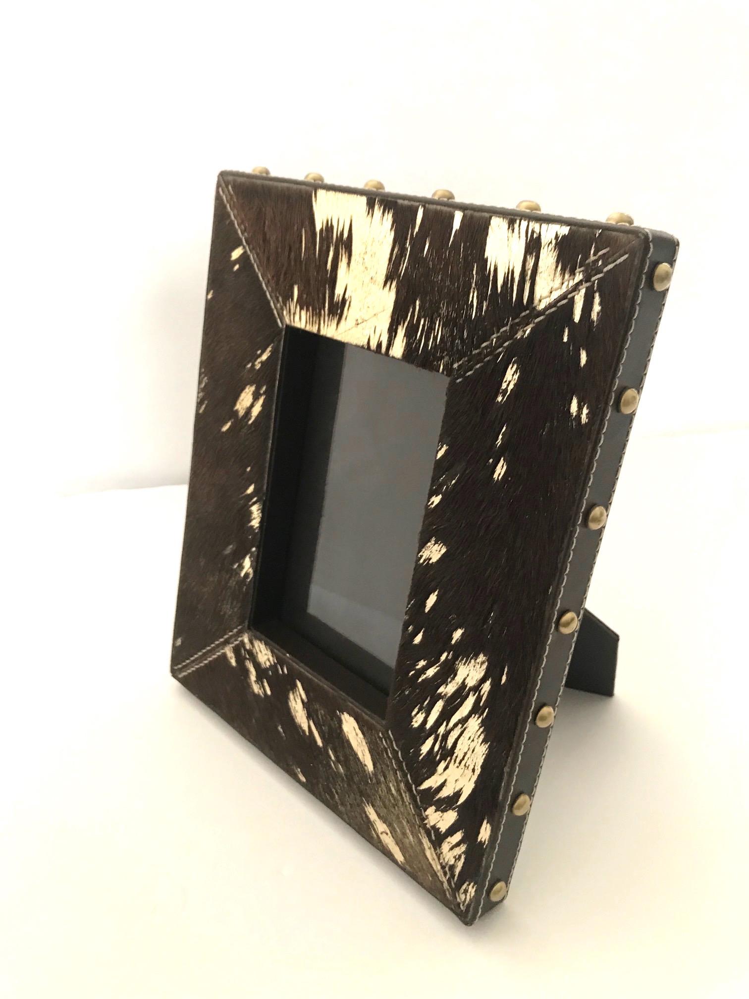 Rustic Modern Cowhide and Gold Metallic Picture Frame In Excellent Condition In Fort Lauderdale, FL