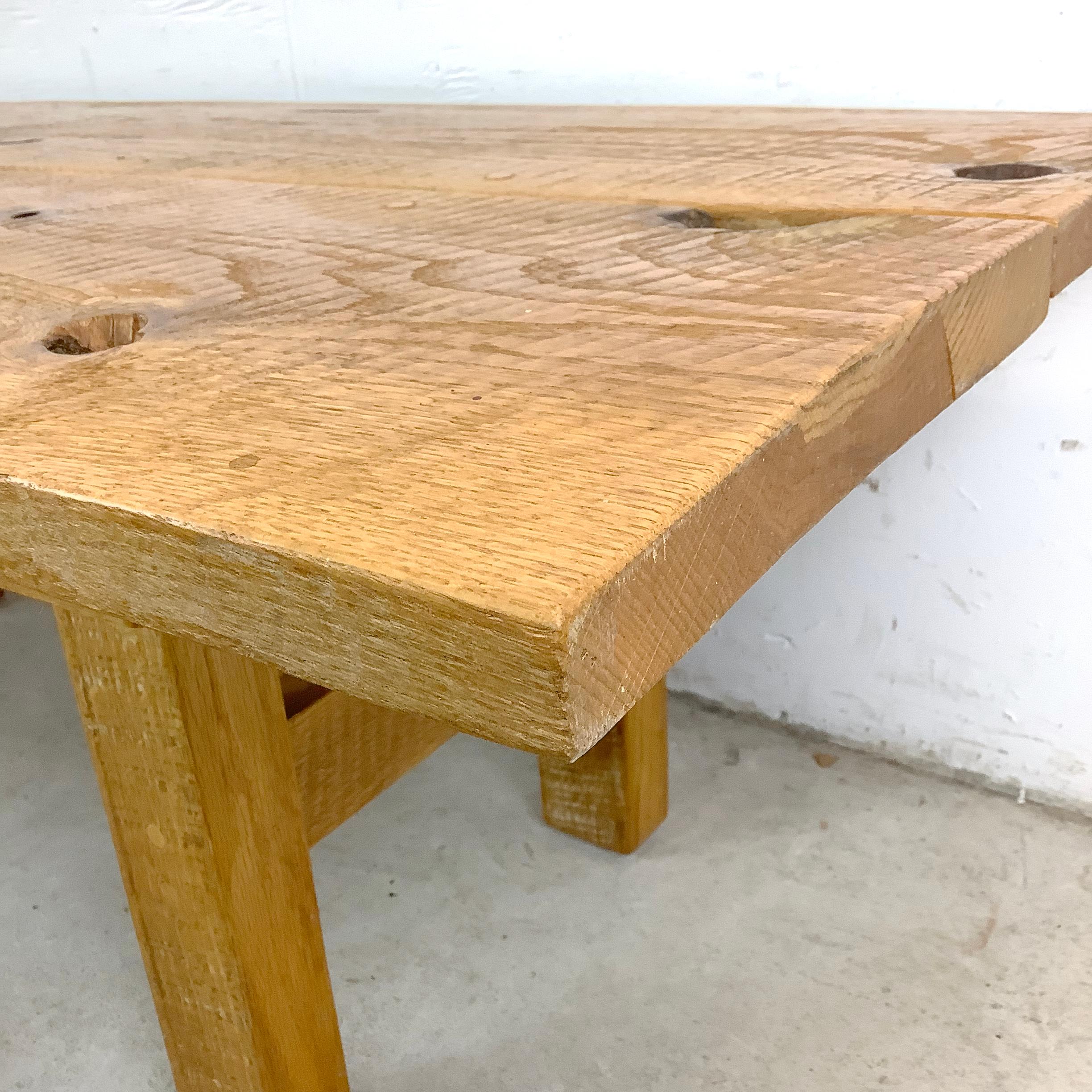 Table basse moderne rustique à plateau en planches en vente 6