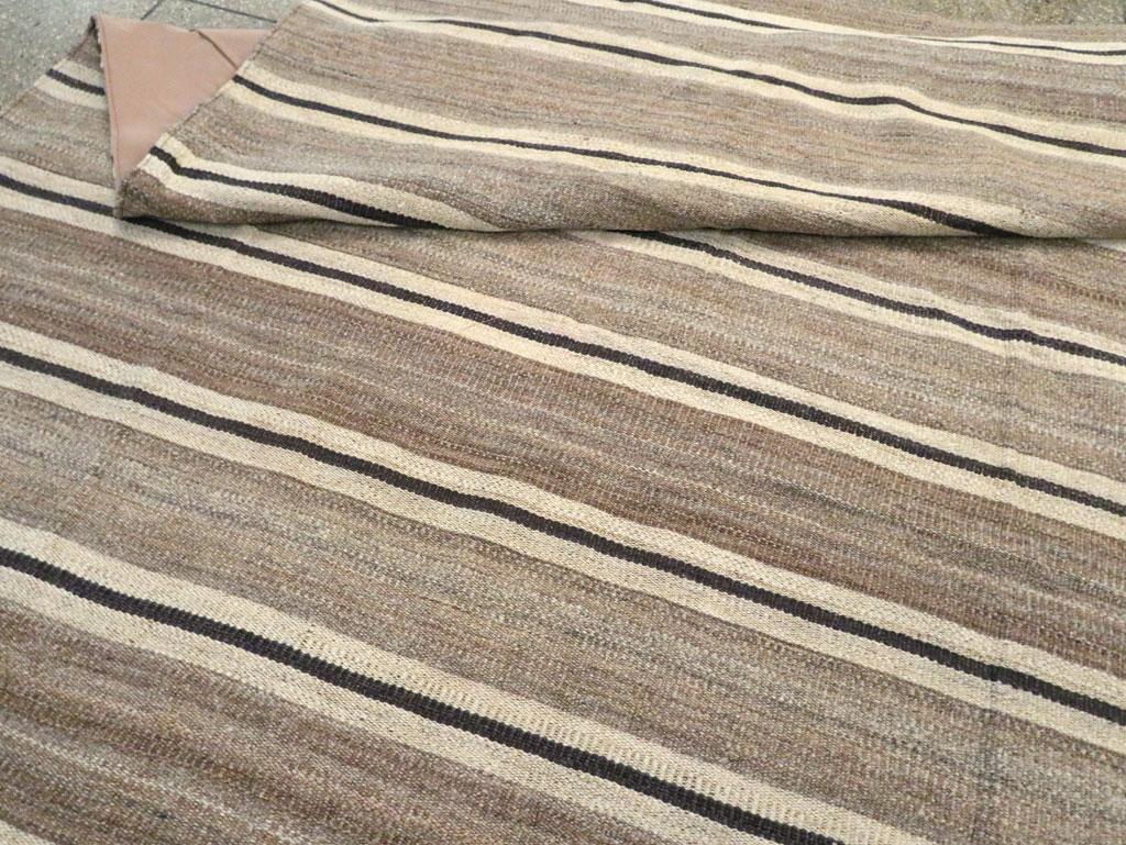 Rustic Modern Turkish Handmade Flatweave Kilim Oversize Carpet For Sale 4