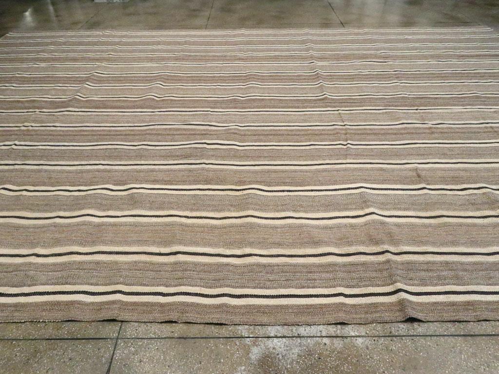 Wool Rustic Modern Turkish Handmade Flatweave Kilim Oversize Carpet For Sale