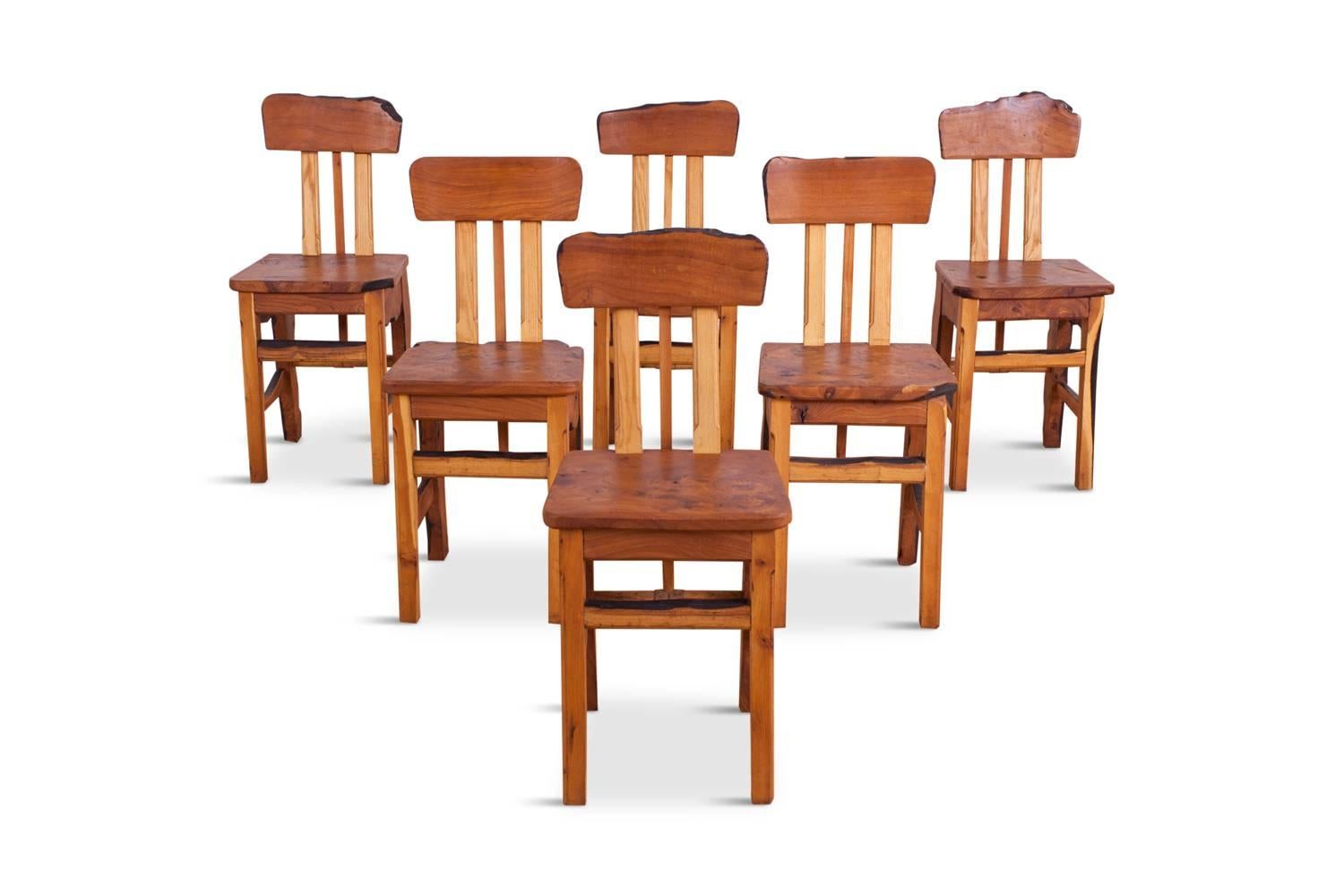 Rustikaler moderner Wabi Sabi Esstisch und Stühle im Stil von Nakashima im Angebot 5