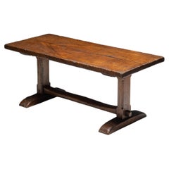 Table de salle à manger rustique naïve, France, 19ème siècle