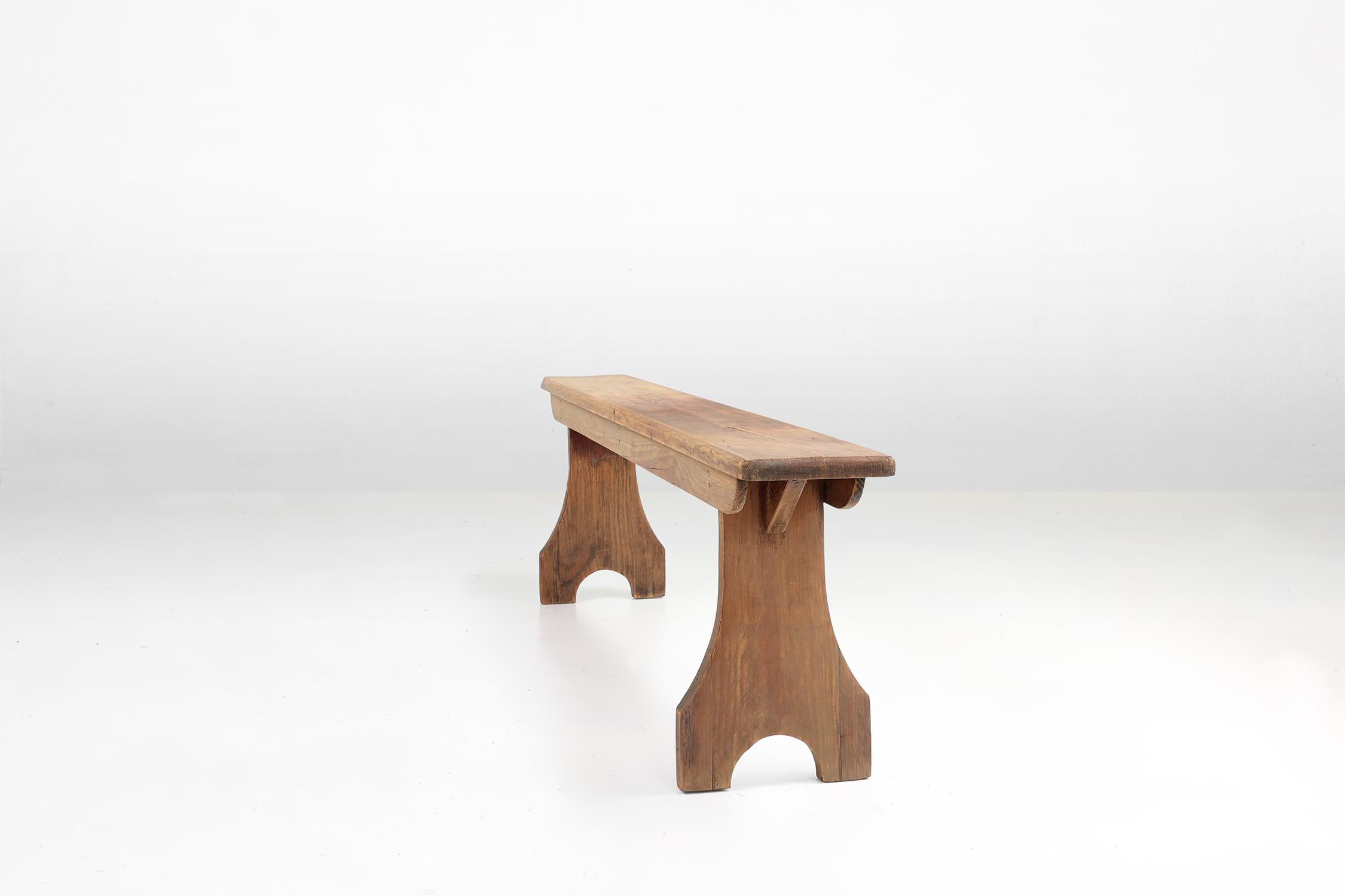 Panca rustica in legno di Oak naturale con dettagli arrotondati, Francia, 1900 ca. 1900 in vendita 2