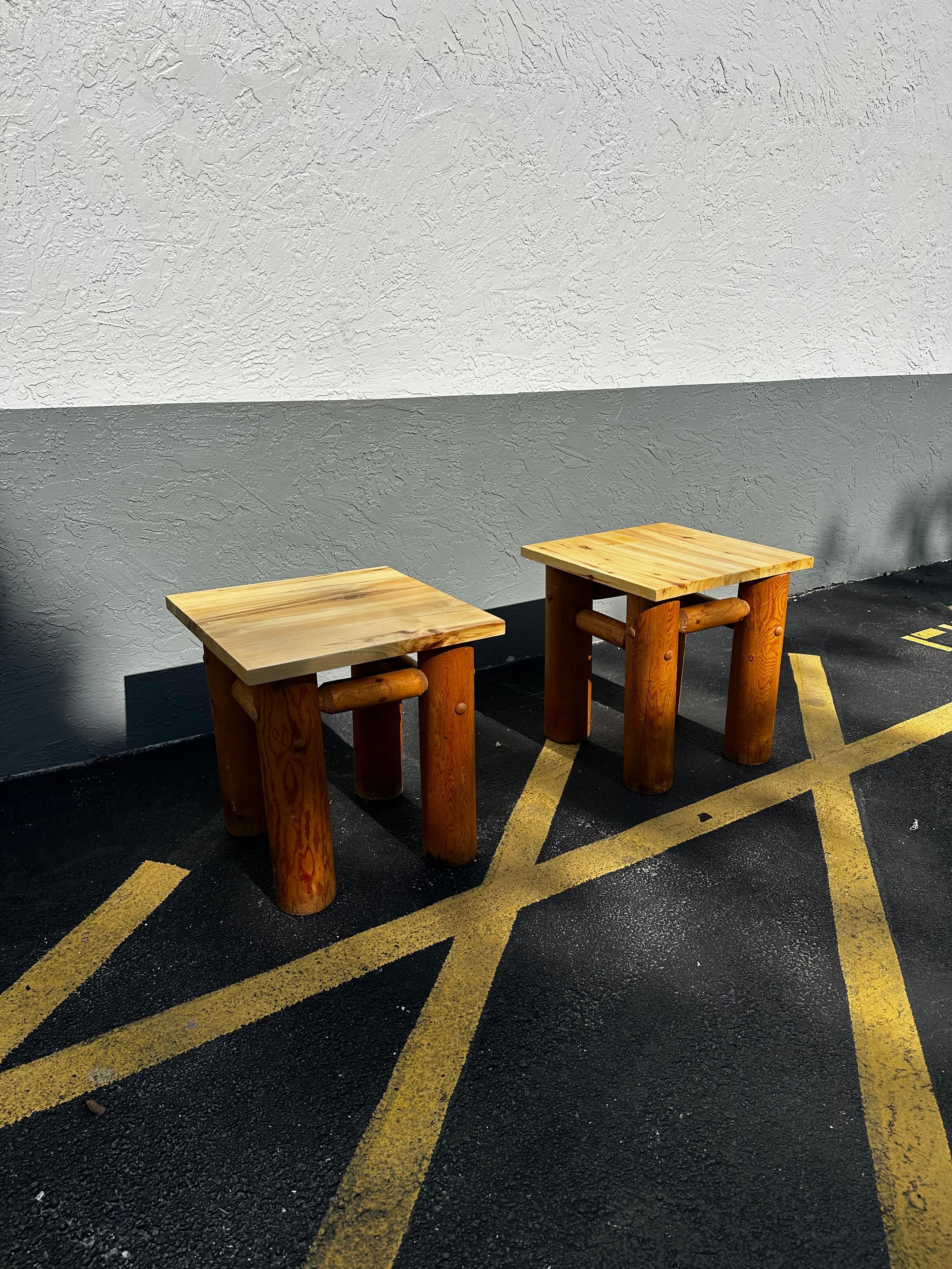 Rustic Natural Tree End Table with Removable Wood Top In Good Condition For Sale In Fort Lauderdale, FL