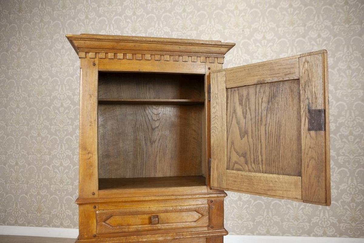 Rustic Oak Cabinet From the Late 19th Century in Light Brown For Sale 2