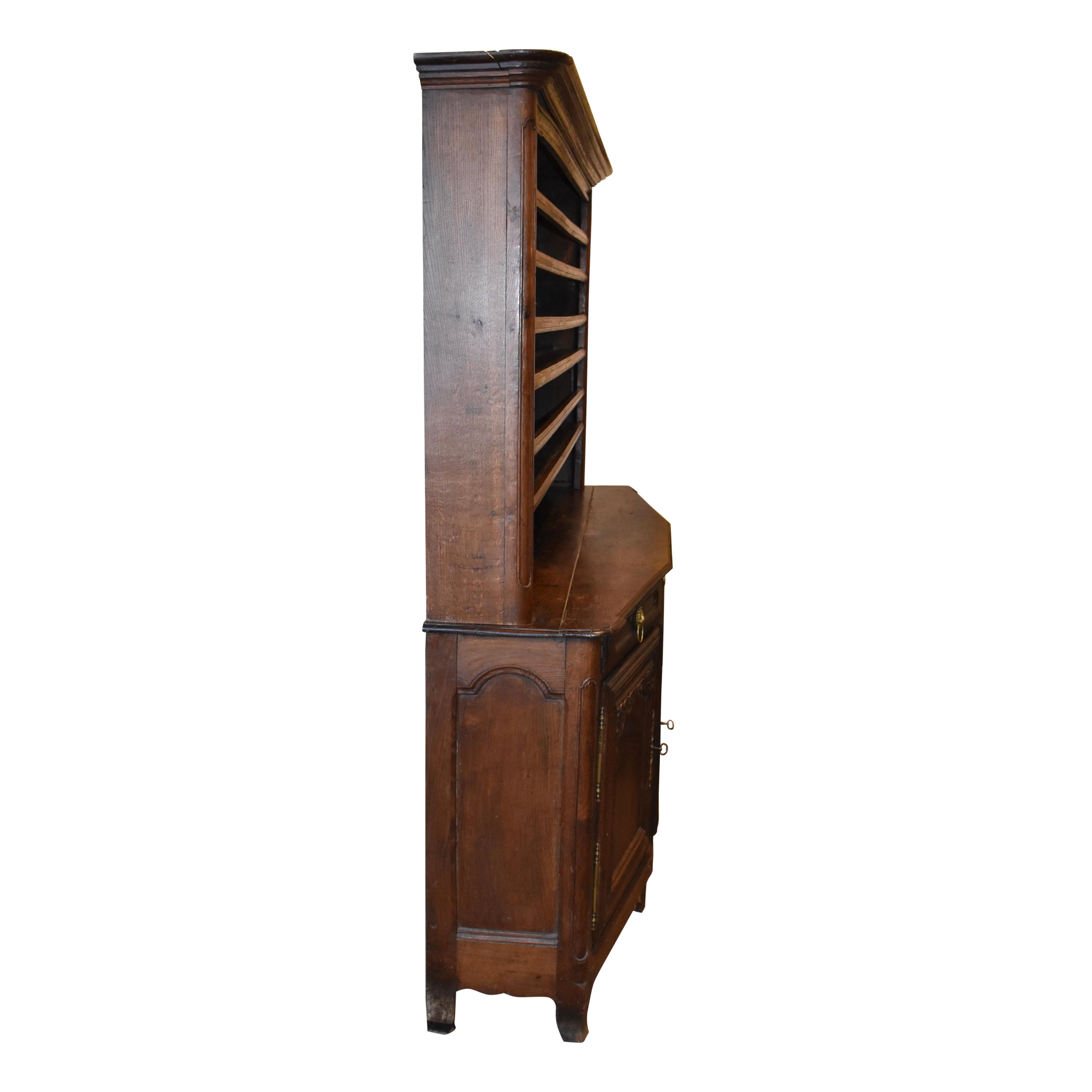Belgian Rustic Oak Plate Cupboard Cabinet, circa 1875 For Sale