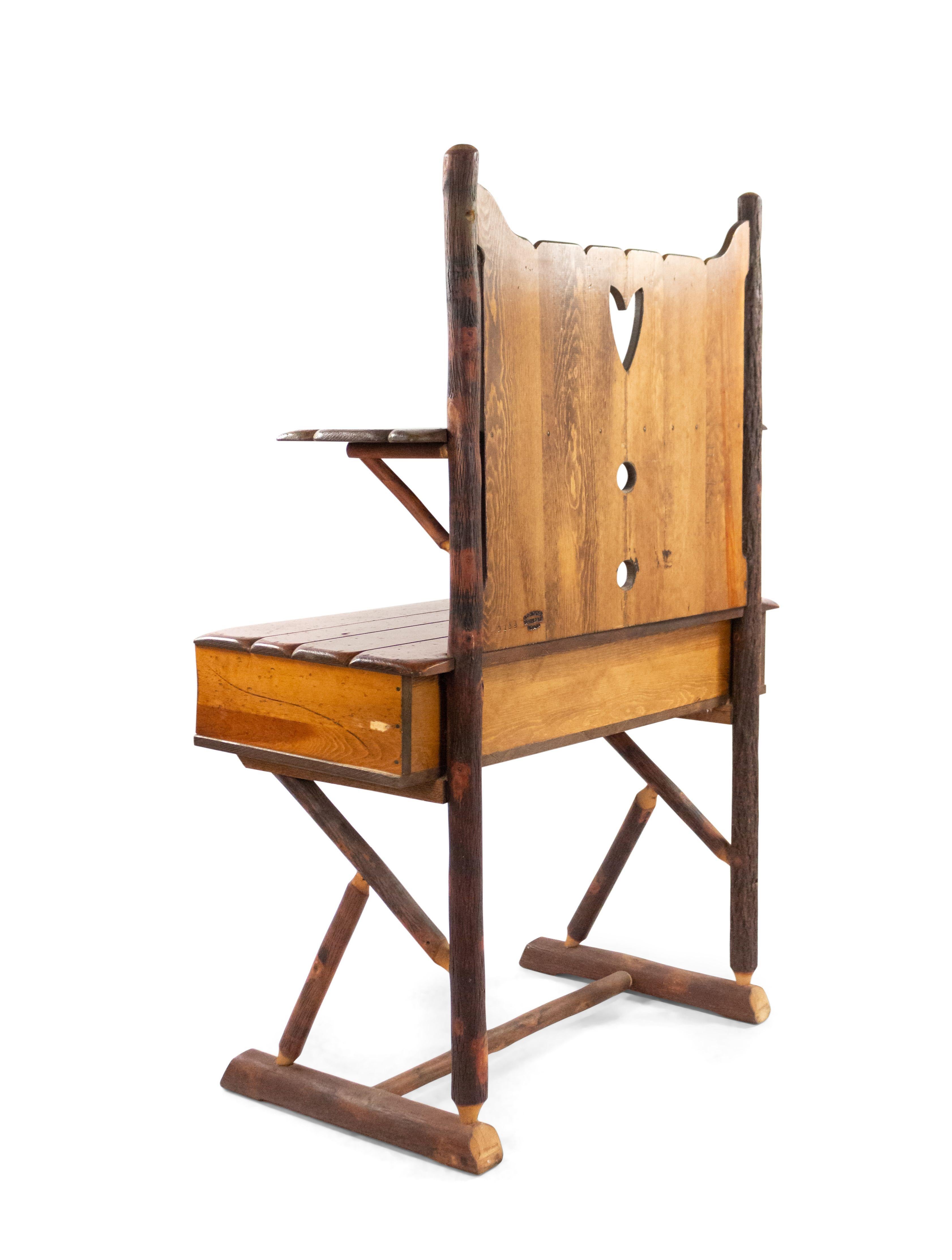 Rustikale alte Hickory-Hutch (19. Jahrhundert) im Angebot