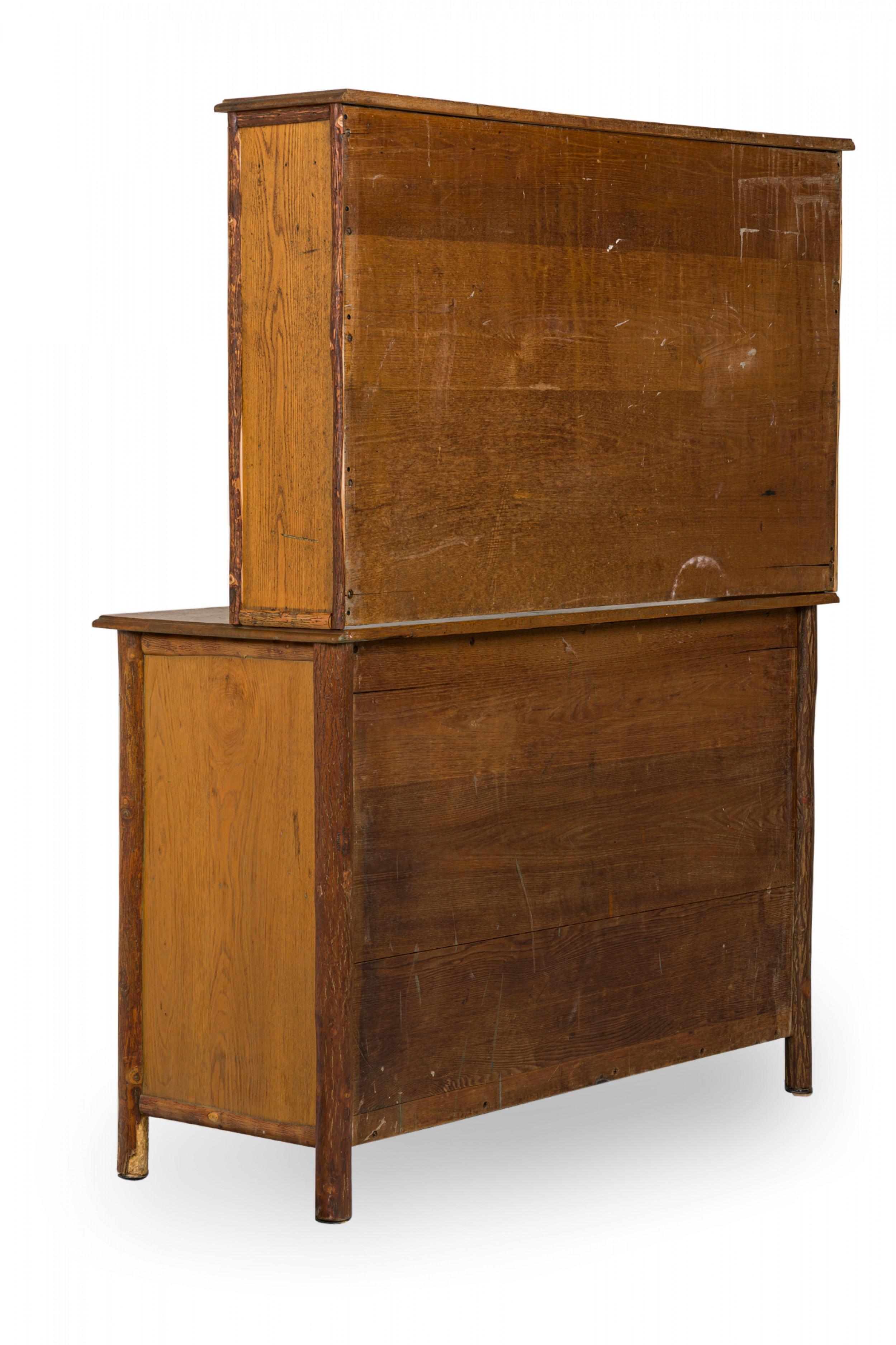 Rustic Old Hickory Wooden Two Part Kitchen Hutch In Good Condition For Sale In New York, NY